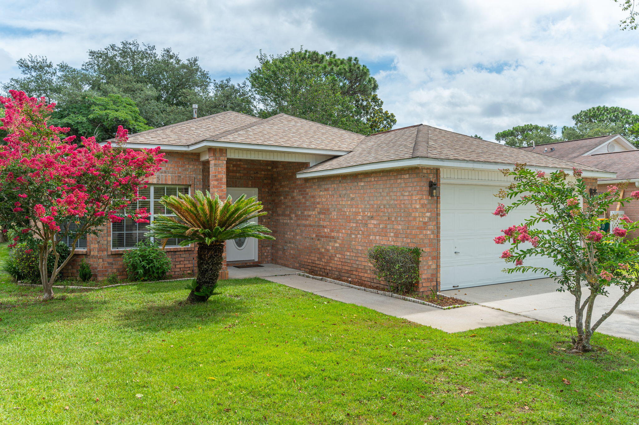 MAGNOLIA PLANATION - Residential Lease
