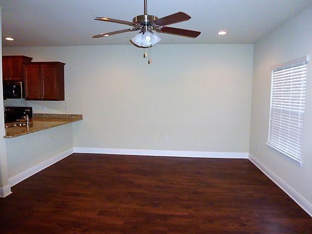 RESERVE POINTE - Residential Lease