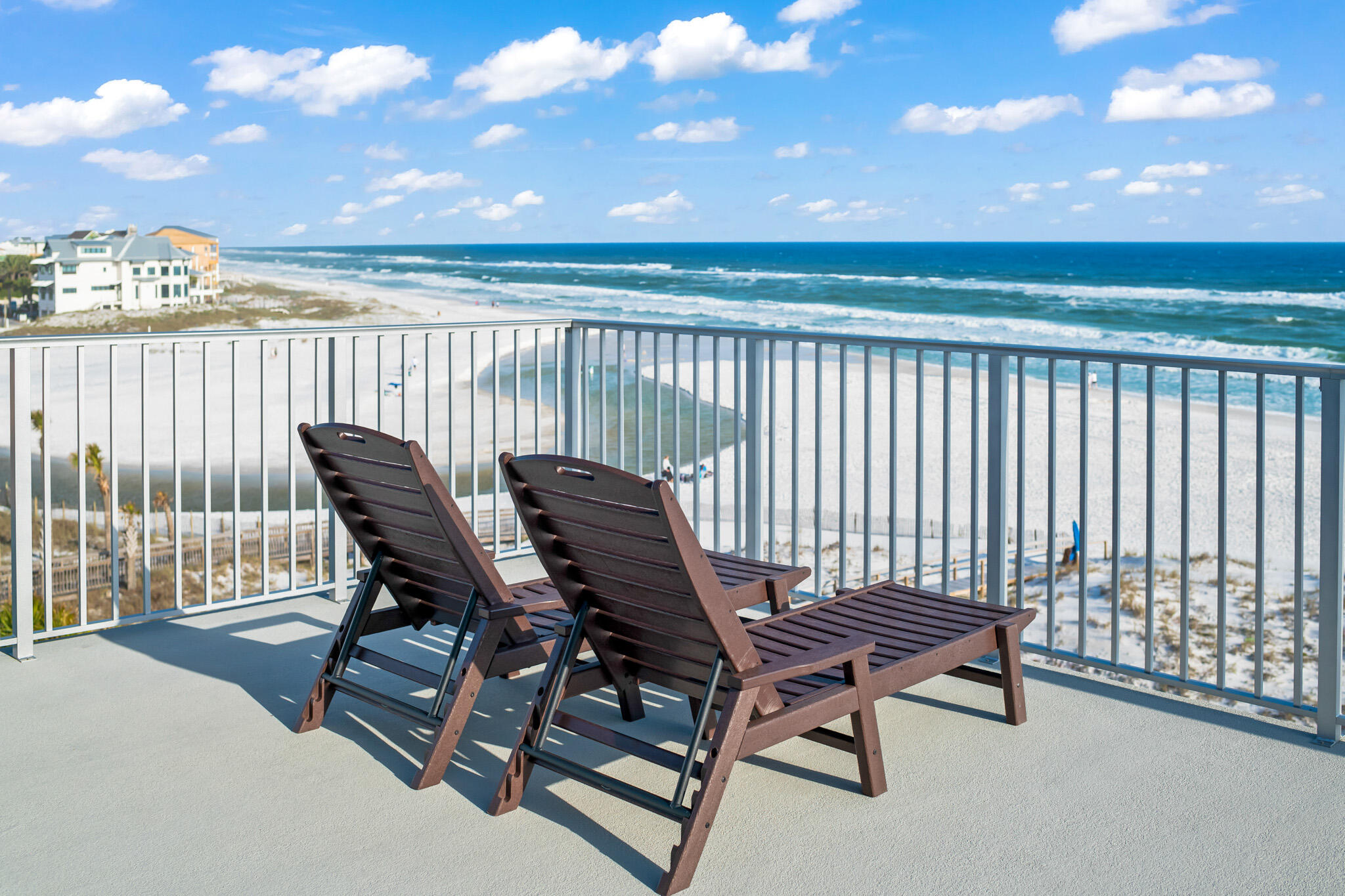 COMMODORE'S RETREAT LIMITED CONDO - Residential