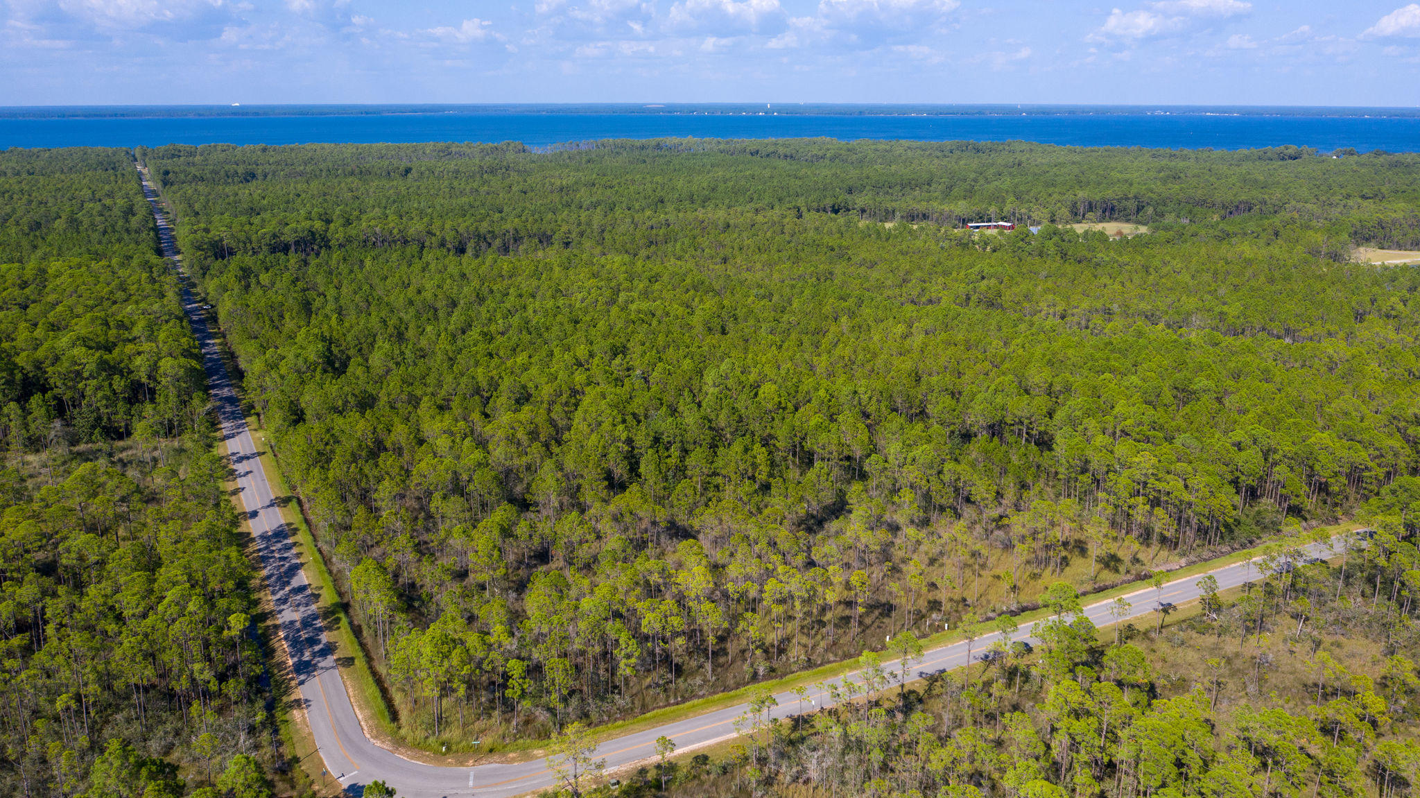 NO RECORDED SUBDIVISION - Land