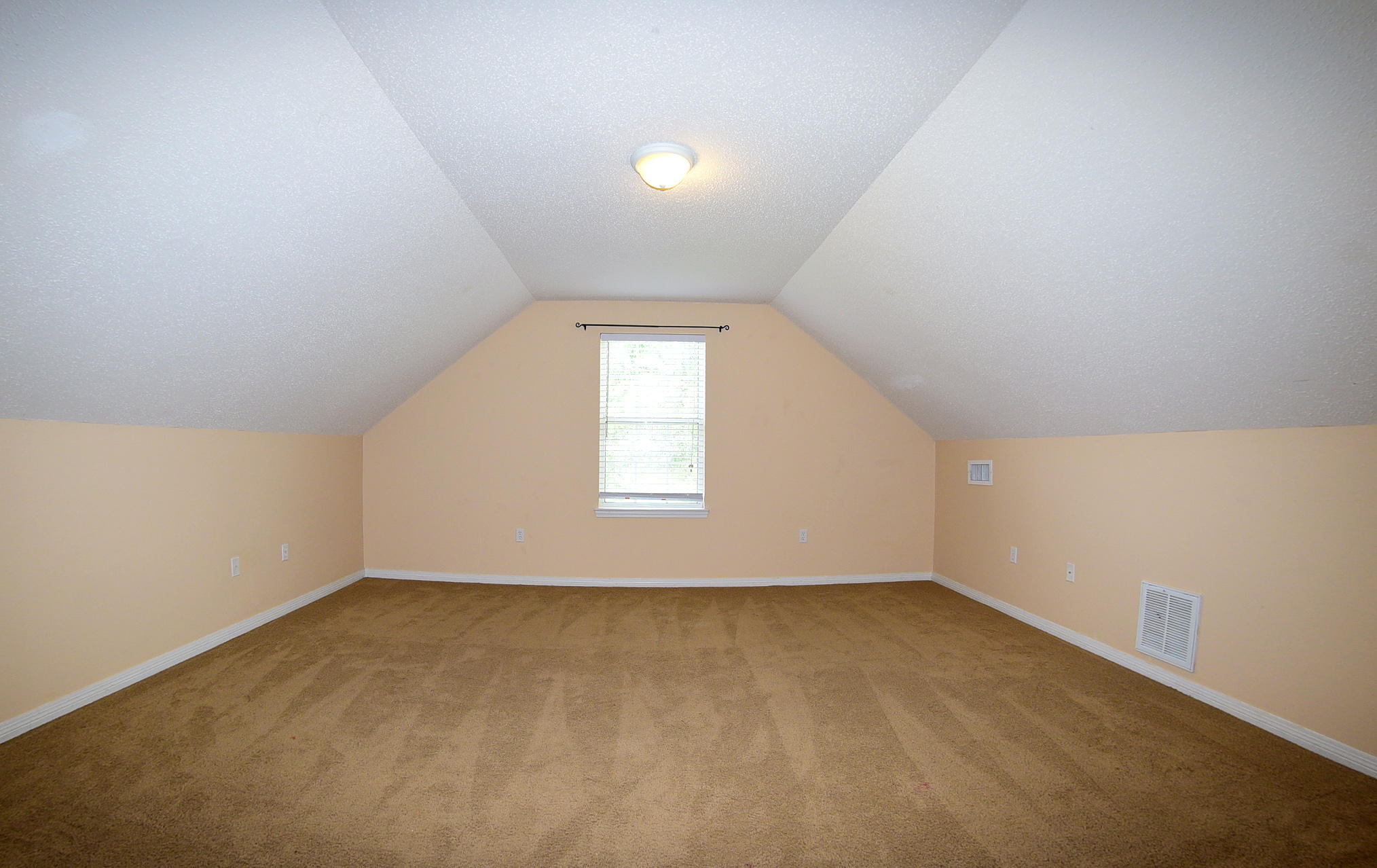 OLD BETHEL ESTATES PH II - Residential Lease