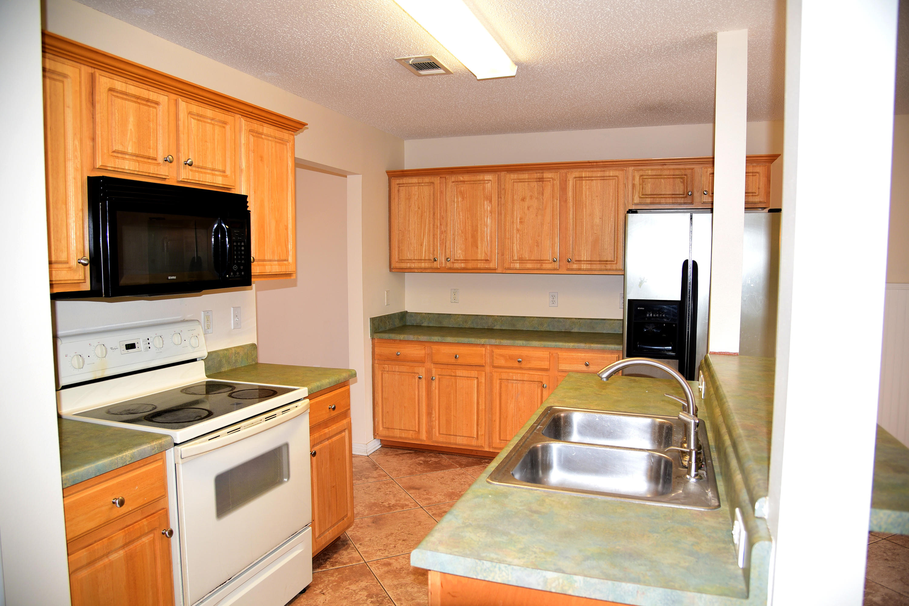 OLD BETHEL ESTATES PH II - Residential Lease
