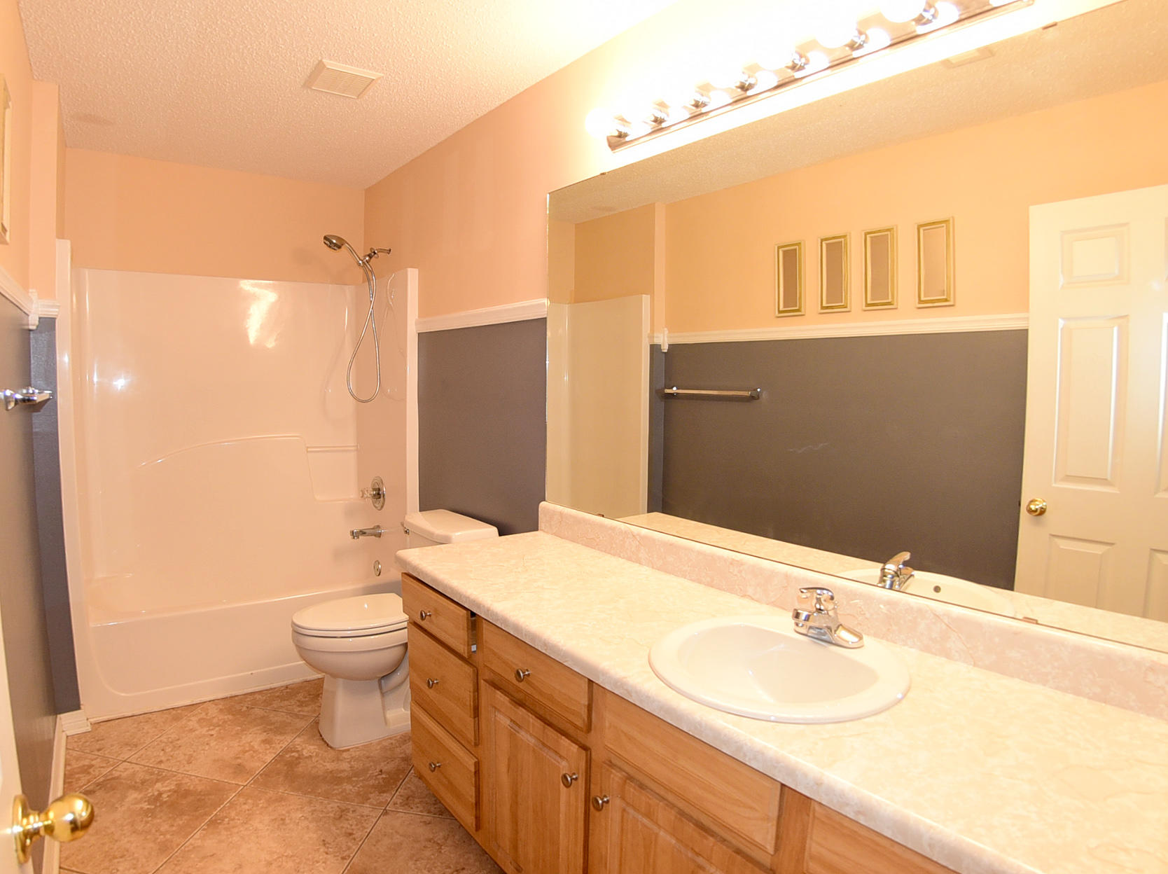 OLD BETHEL ESTATES PH II - Residential Lease