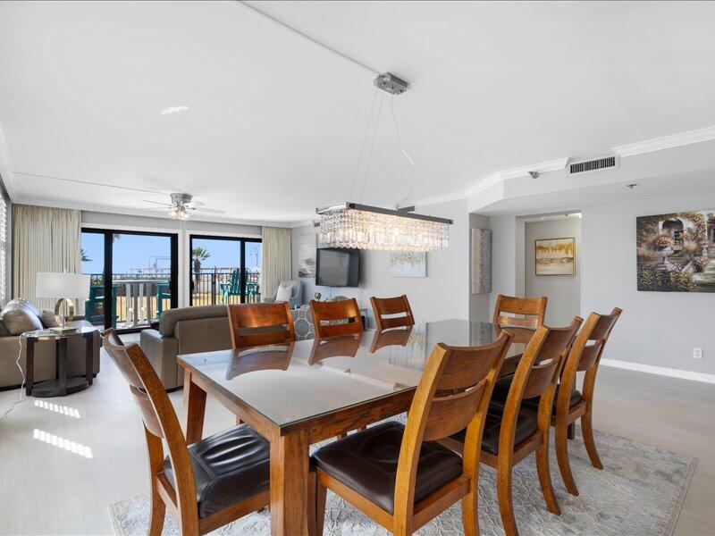 EMERALD TOWERS CONDO - Residential