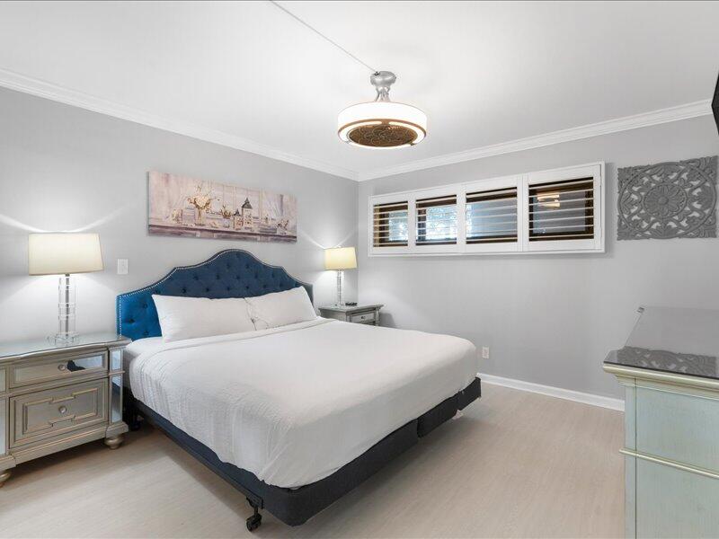 EMERALD TOWERS CONDO - Residential