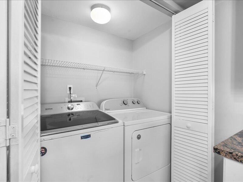 EMERALD TOWERS CONDO - Residential
