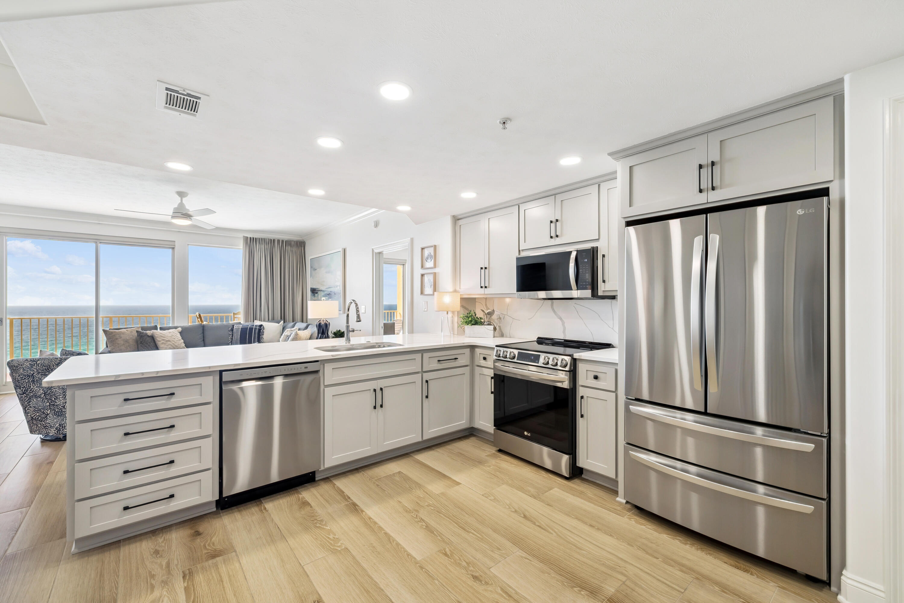 TREASURE ISLAND - Residential