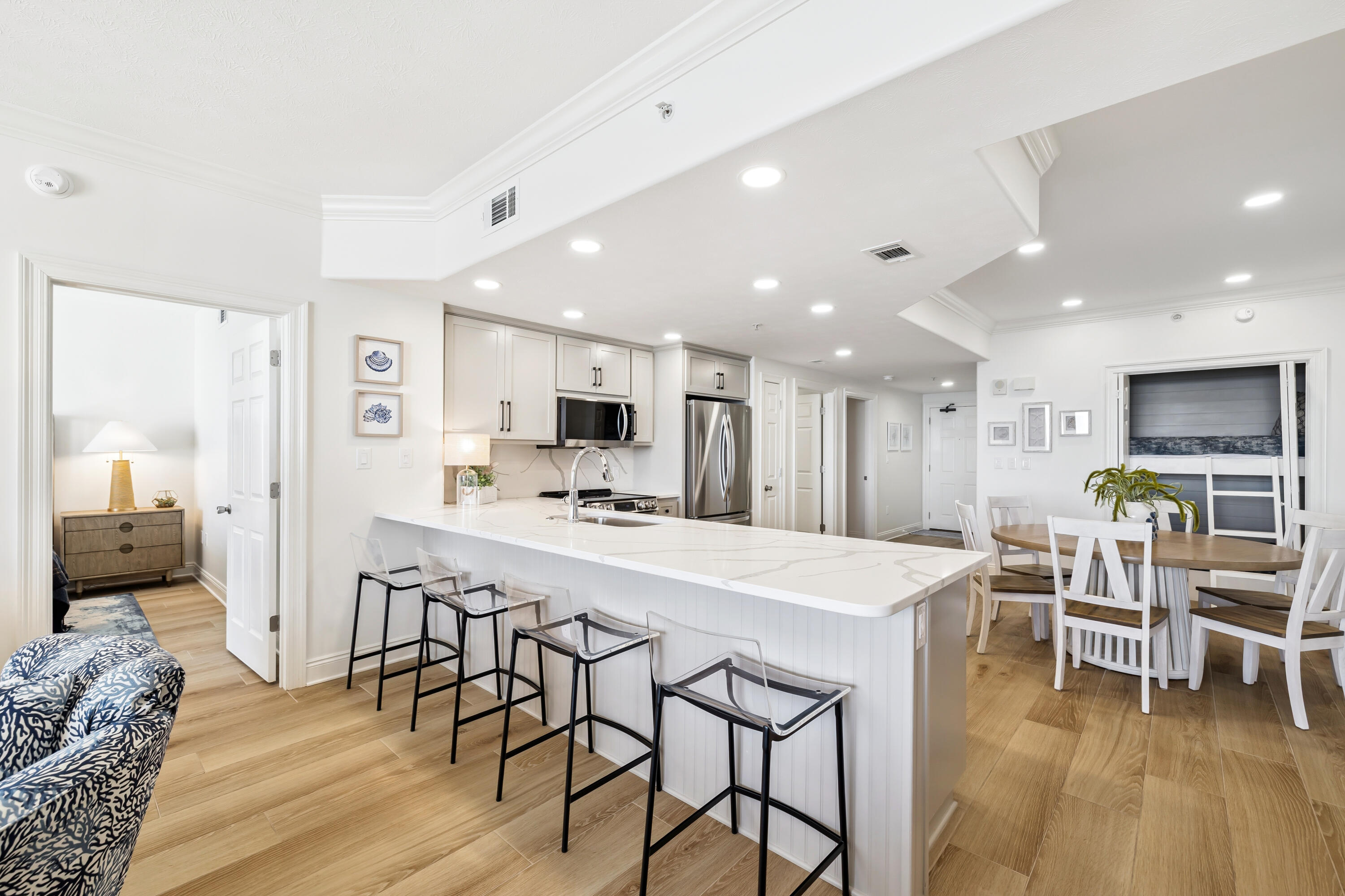TREASURE ISLAND - Residential