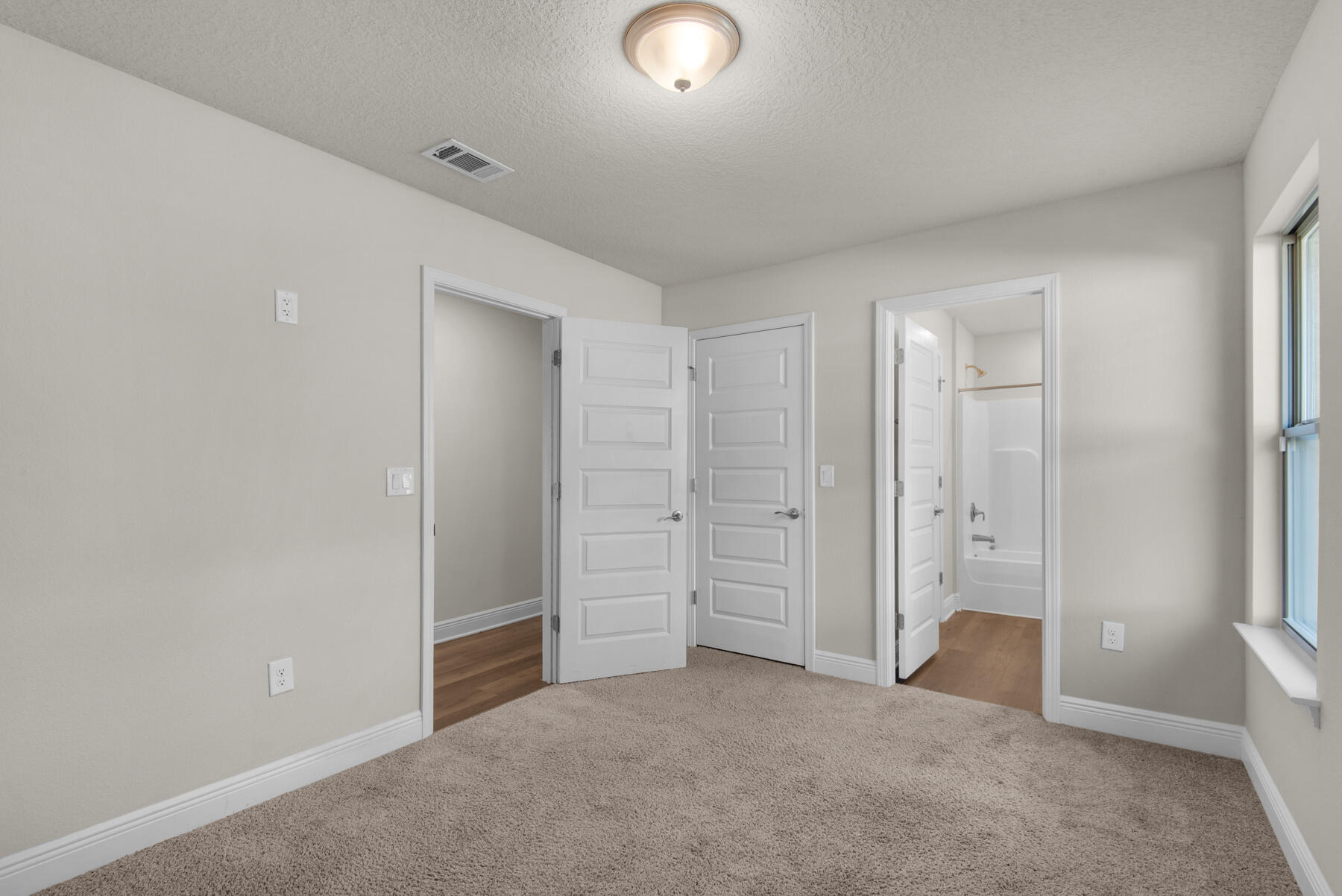 CHARLESTON PLACE - Residential