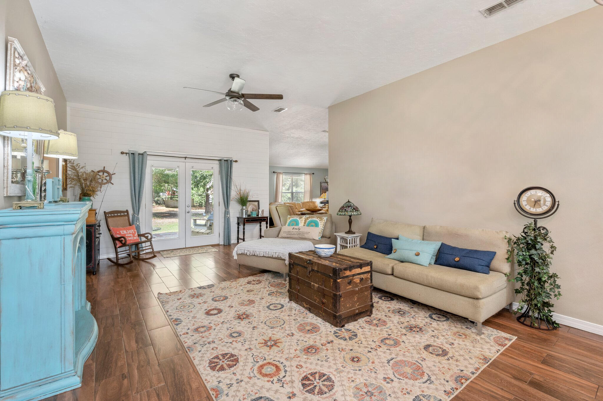 COUNTRYWOOD EST - Residential