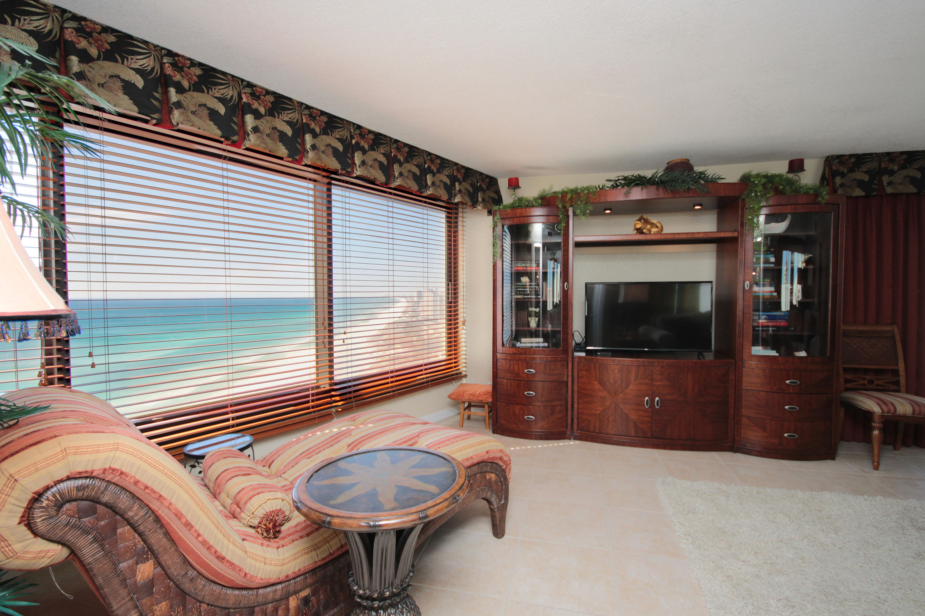 Beachside II - Residential