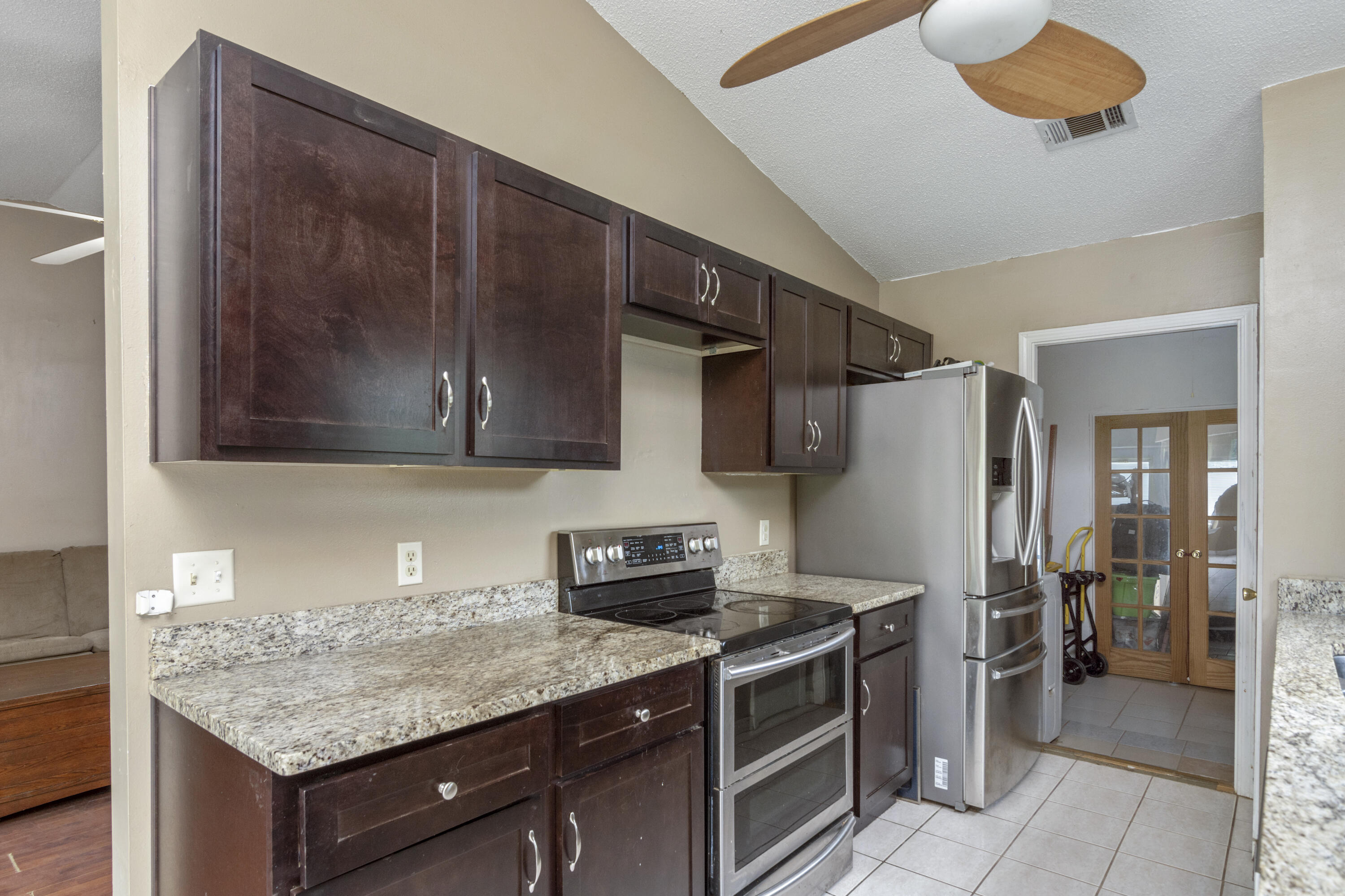 APLIN HEIGHTS S/D PH 2 - Residential Lease