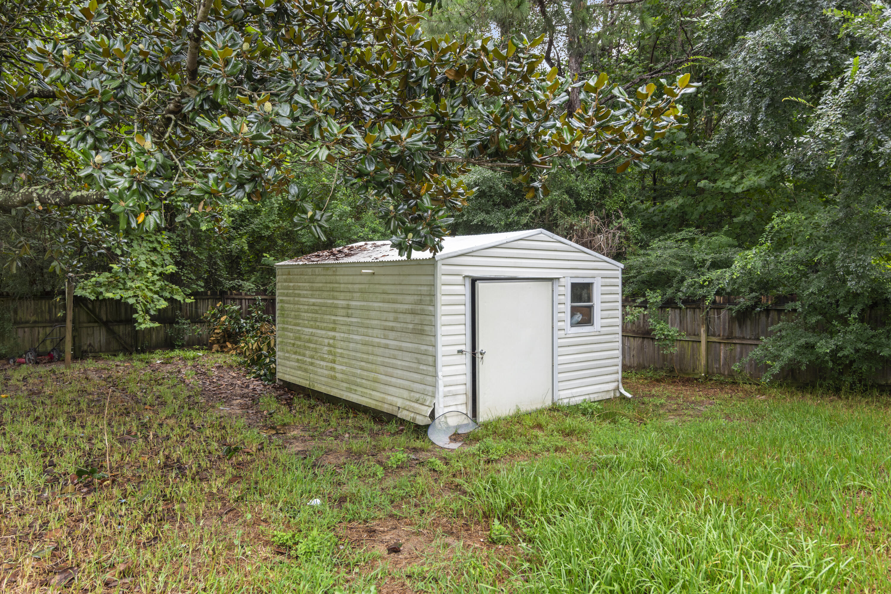 APLIN HEIGHTS S/D PH 2 - Residential Lease