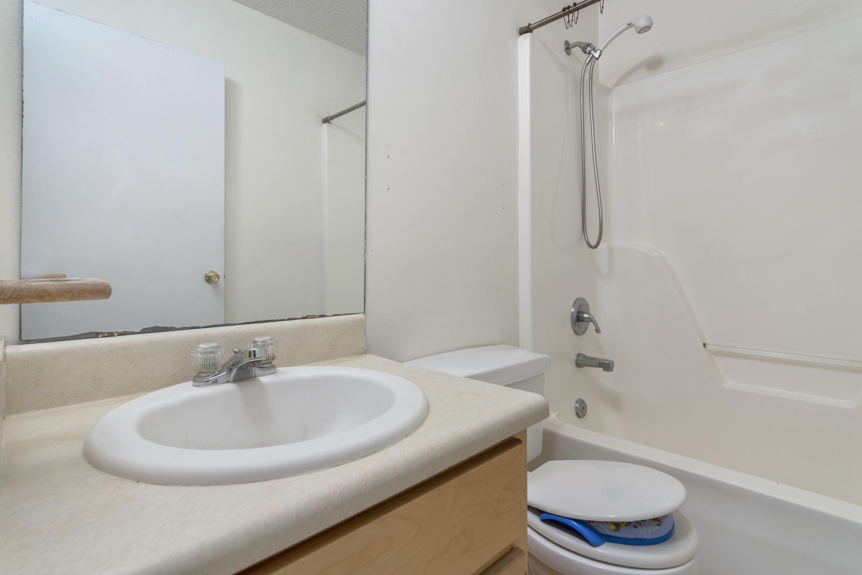 APLIN HEIGHTS S/D PH 2 - Residential Lease