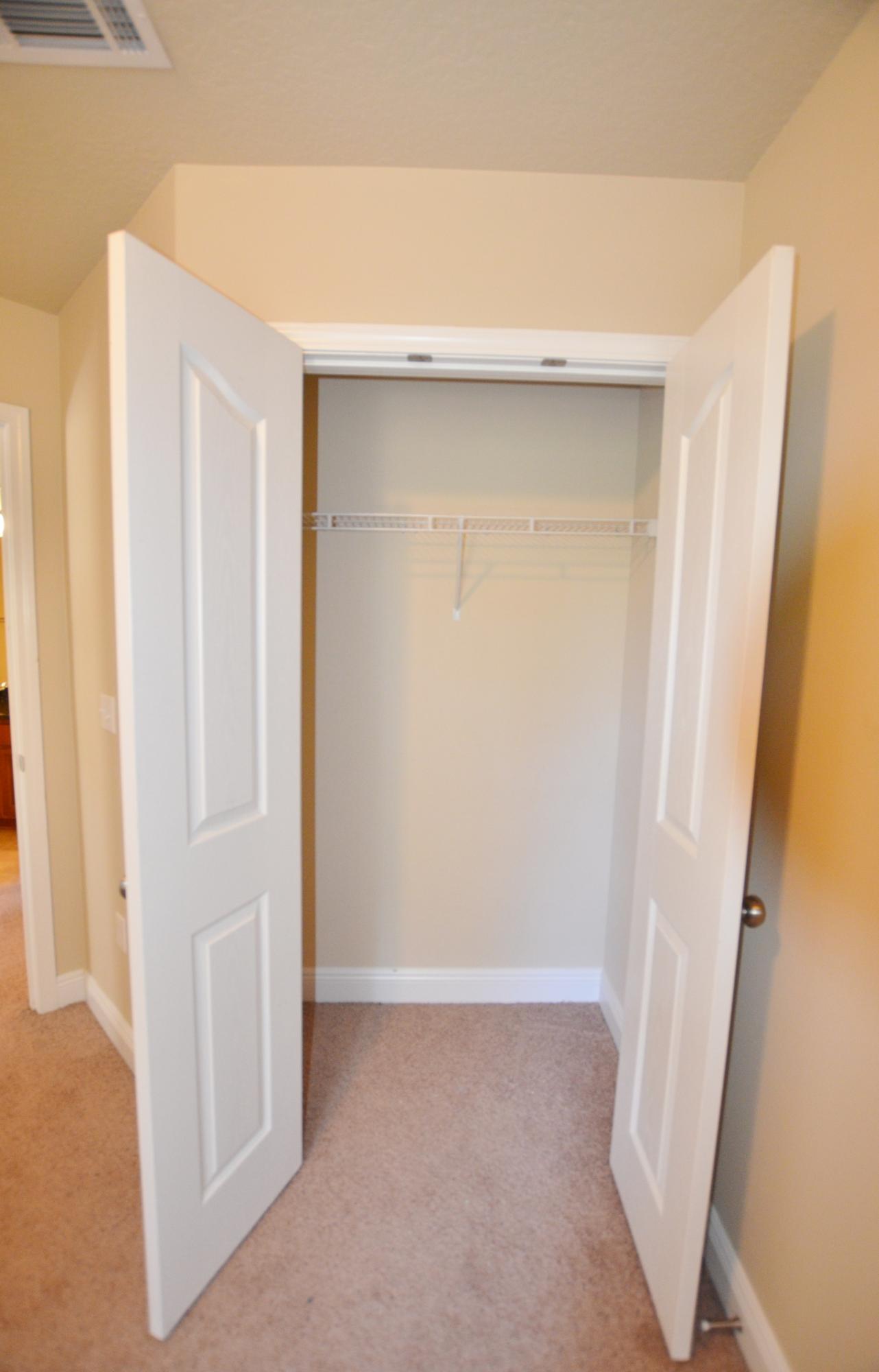 SACRED OAKS PH 2 - Residential Lease