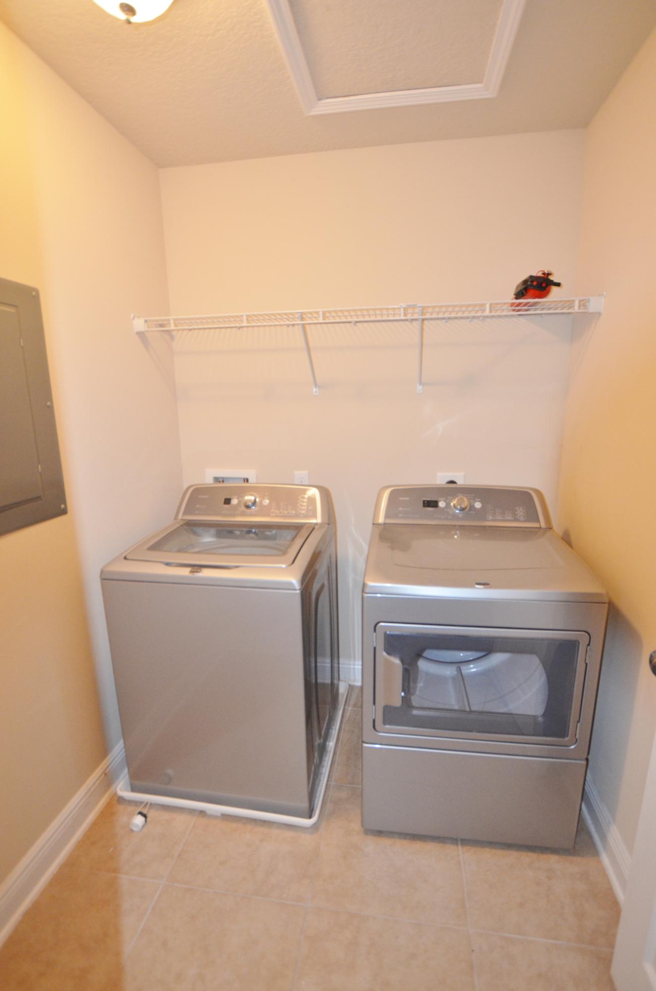 SACRED OAKS PH 2 - Residential Lease