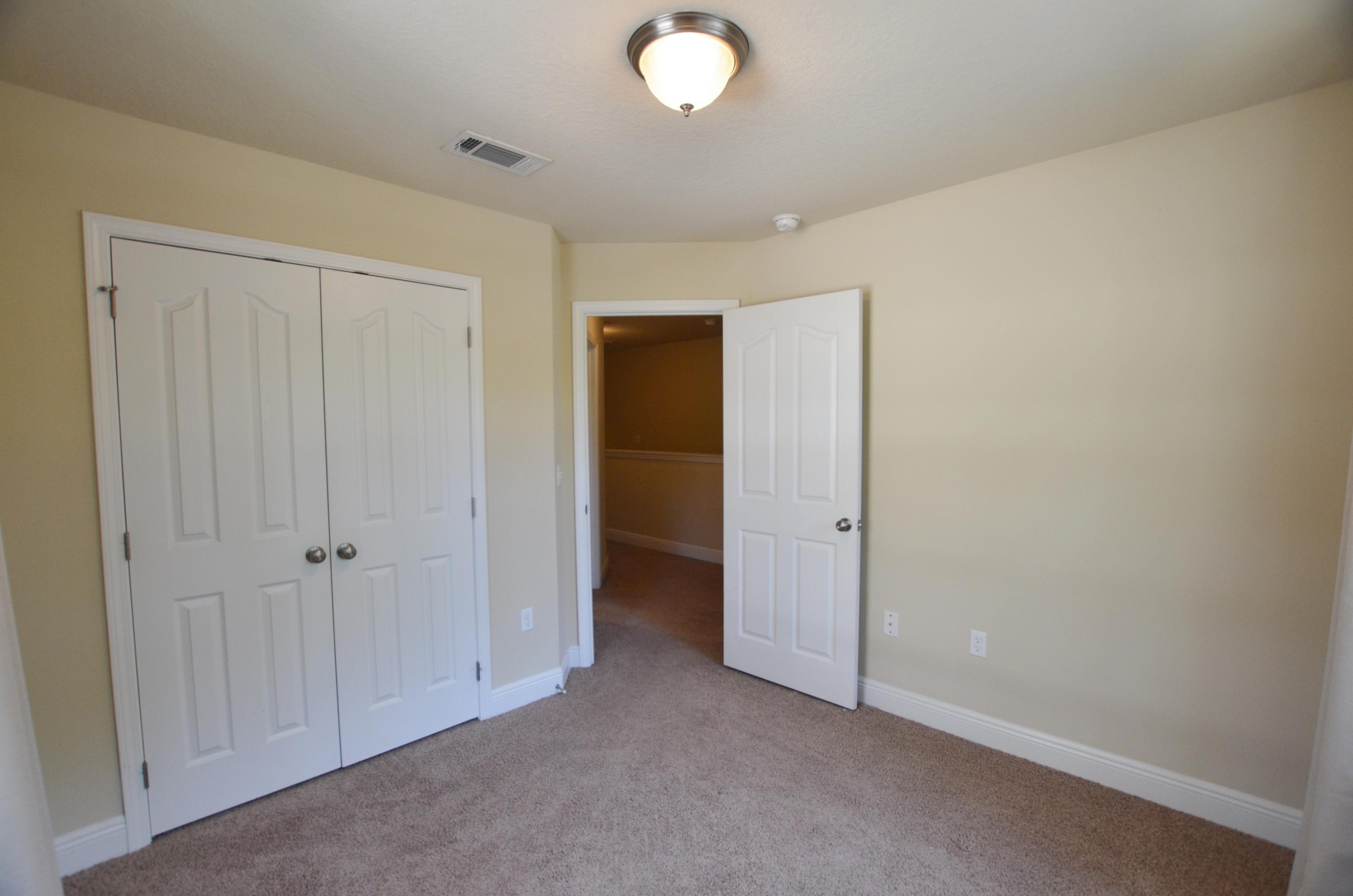 SACRED OAKS PH 2 - Residential Lease