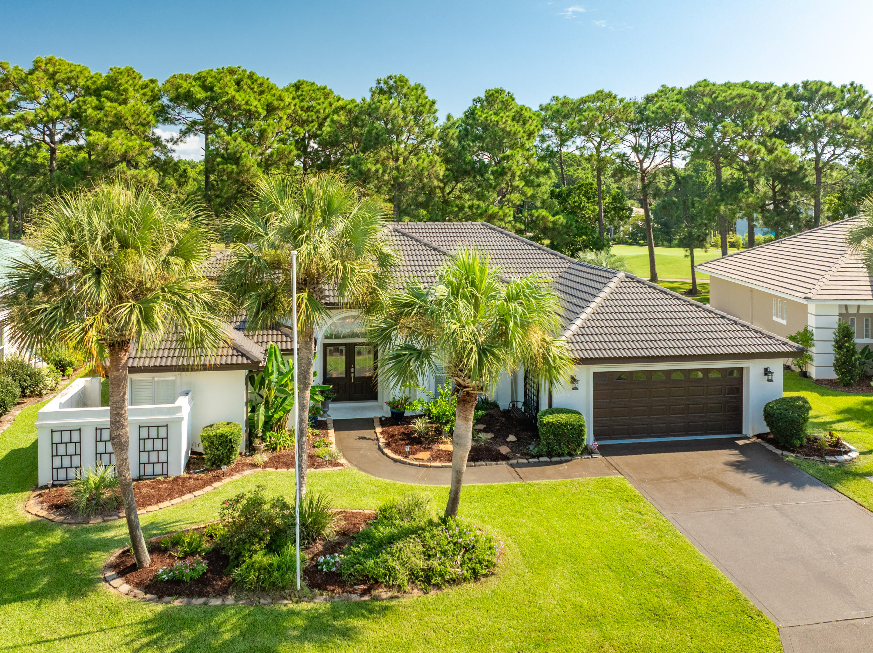 Emerald Bay - Residential