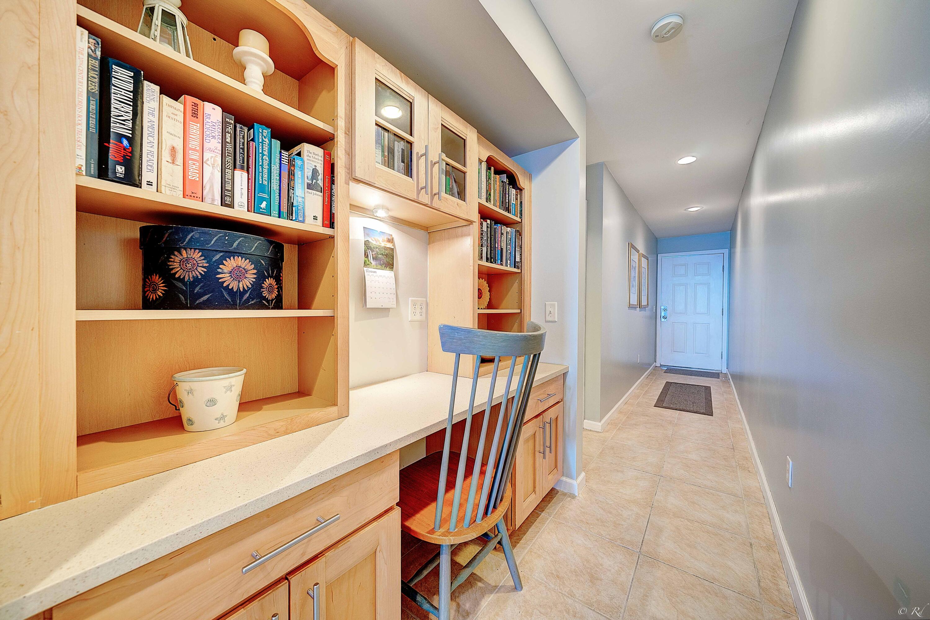MISTRAL CONDO - Residential