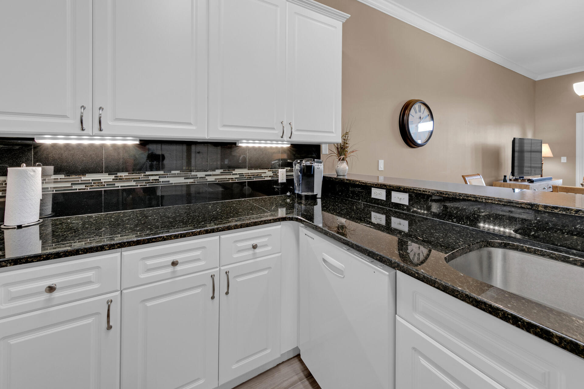 SEASCAPE CONDO PH 10 - Residential