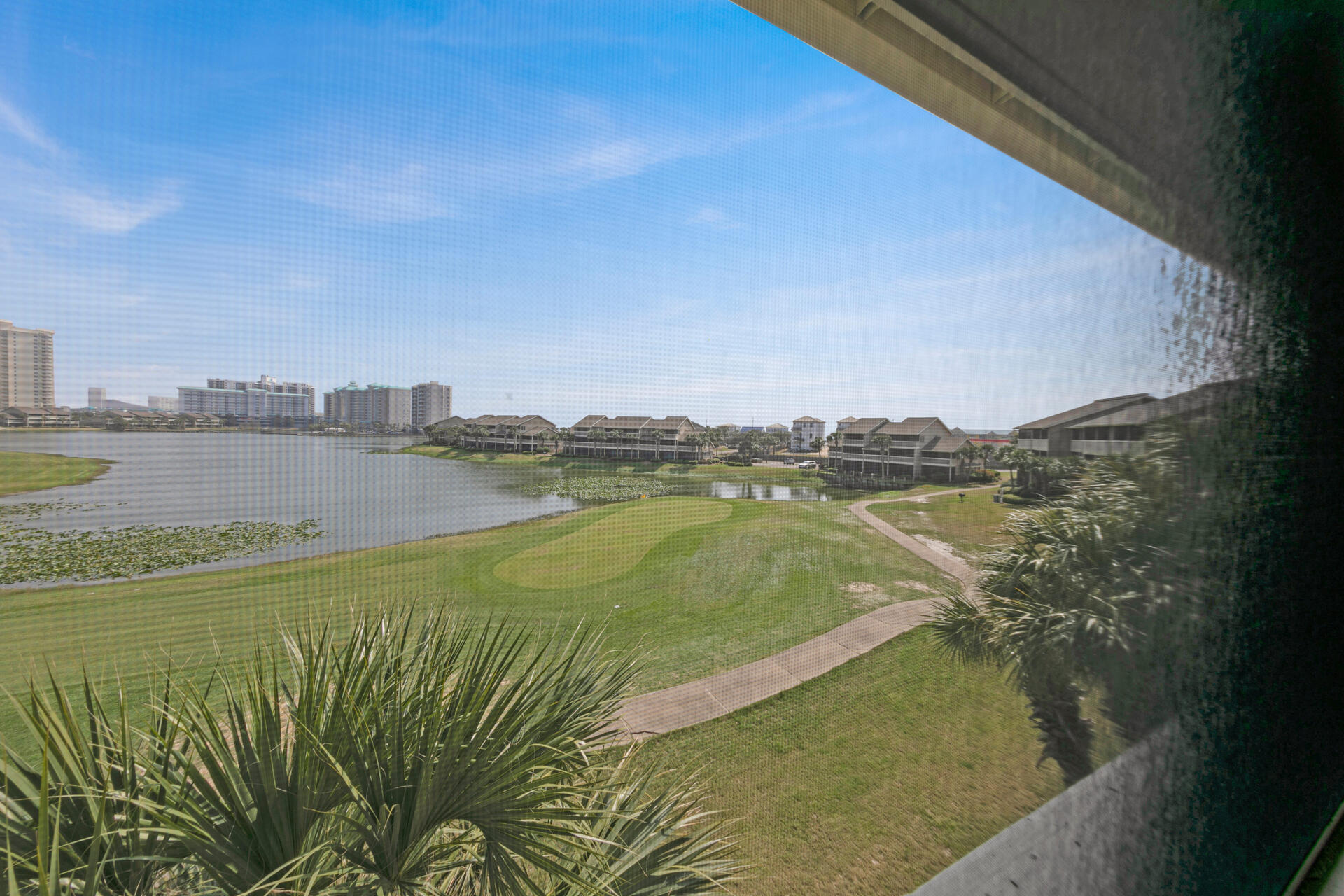 SEASCAPE CONDO PH 10 - Residential