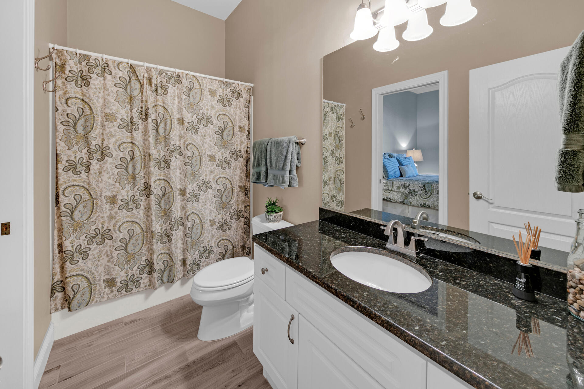 SEASCAPE CONDO PH 10 - Residential