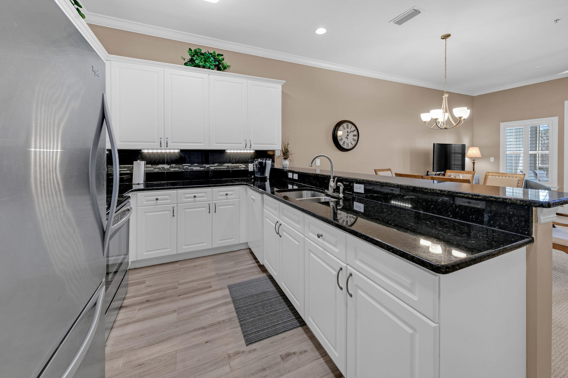 SEASCAPE CONDO PH 10 - Residential