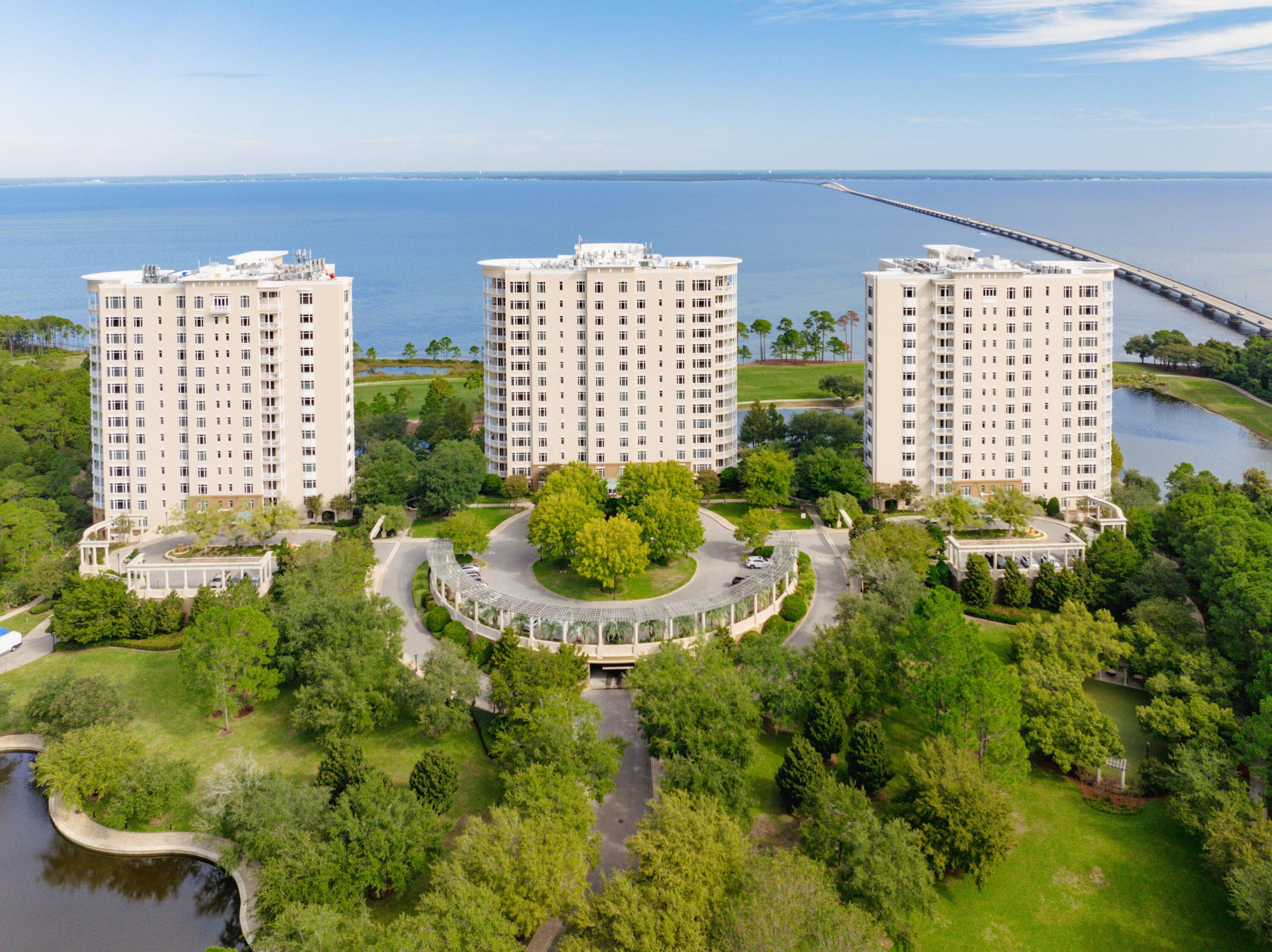 ONE WATER PLACE - Residential