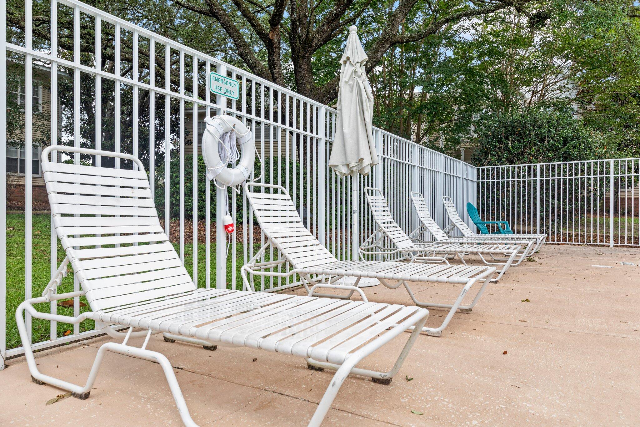 THE OAKS AT NICEVILLE PH I - Residential Lease