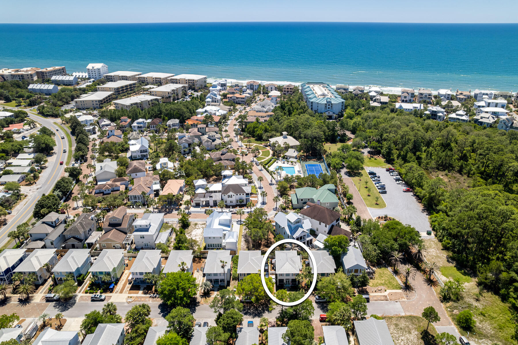 BLUE GULF RESORT - Residential Lease