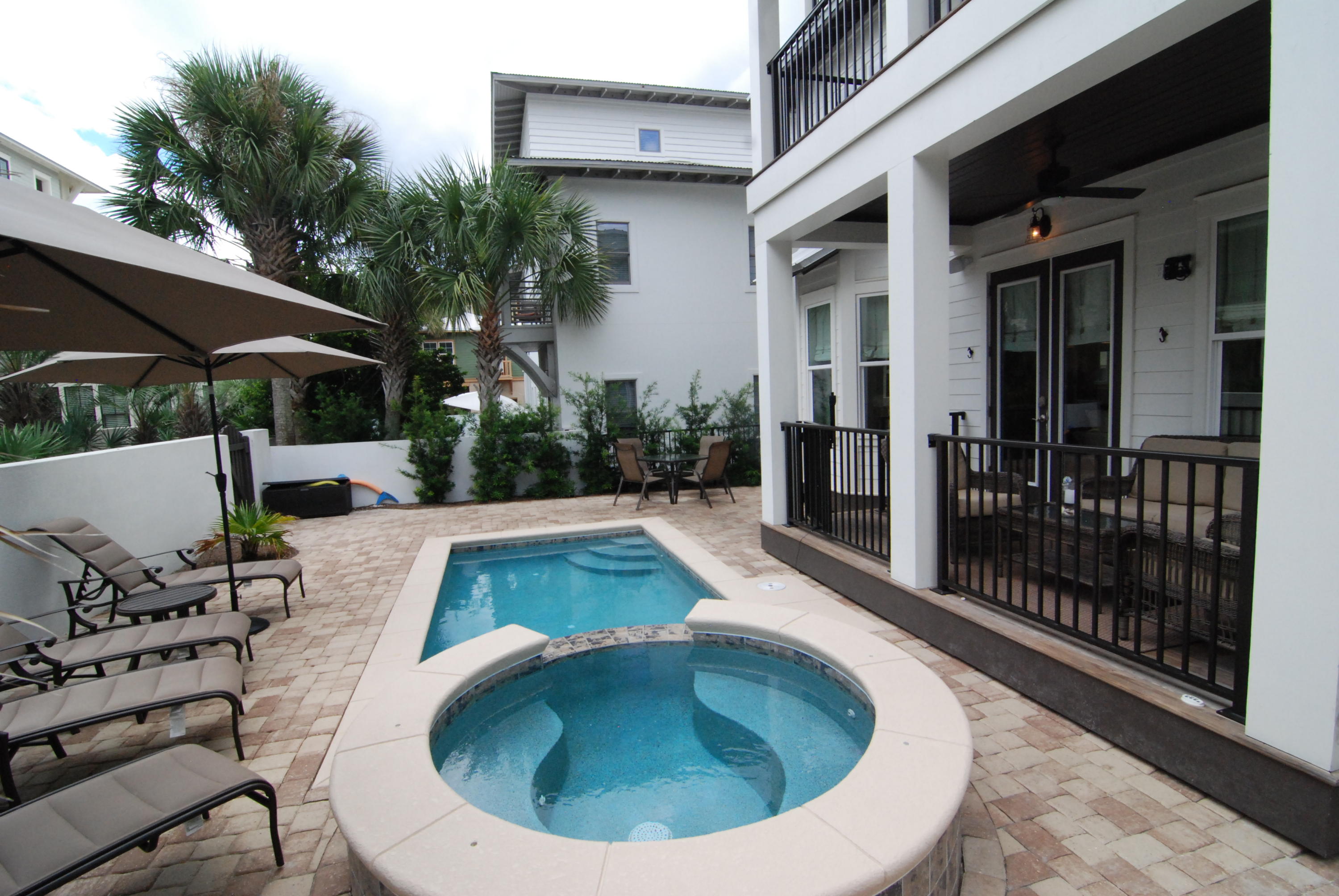 WATERS EDGE - Residential