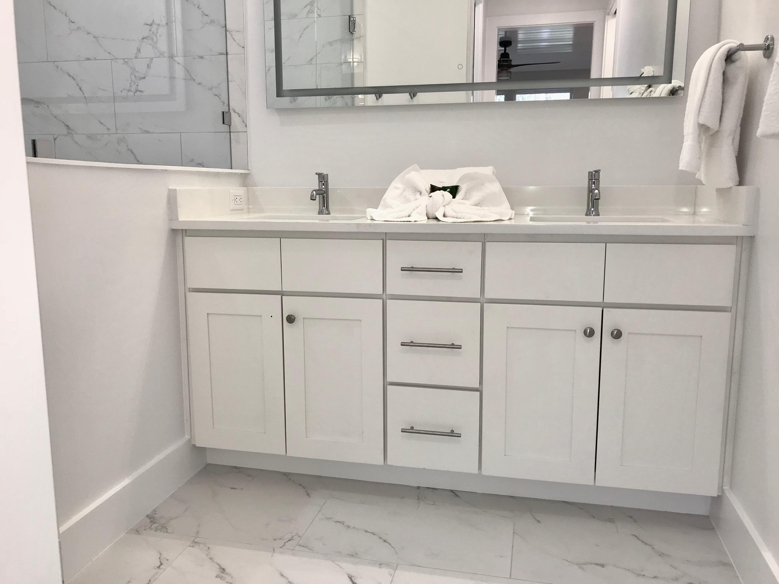 MONARCH ESTATES - Residential