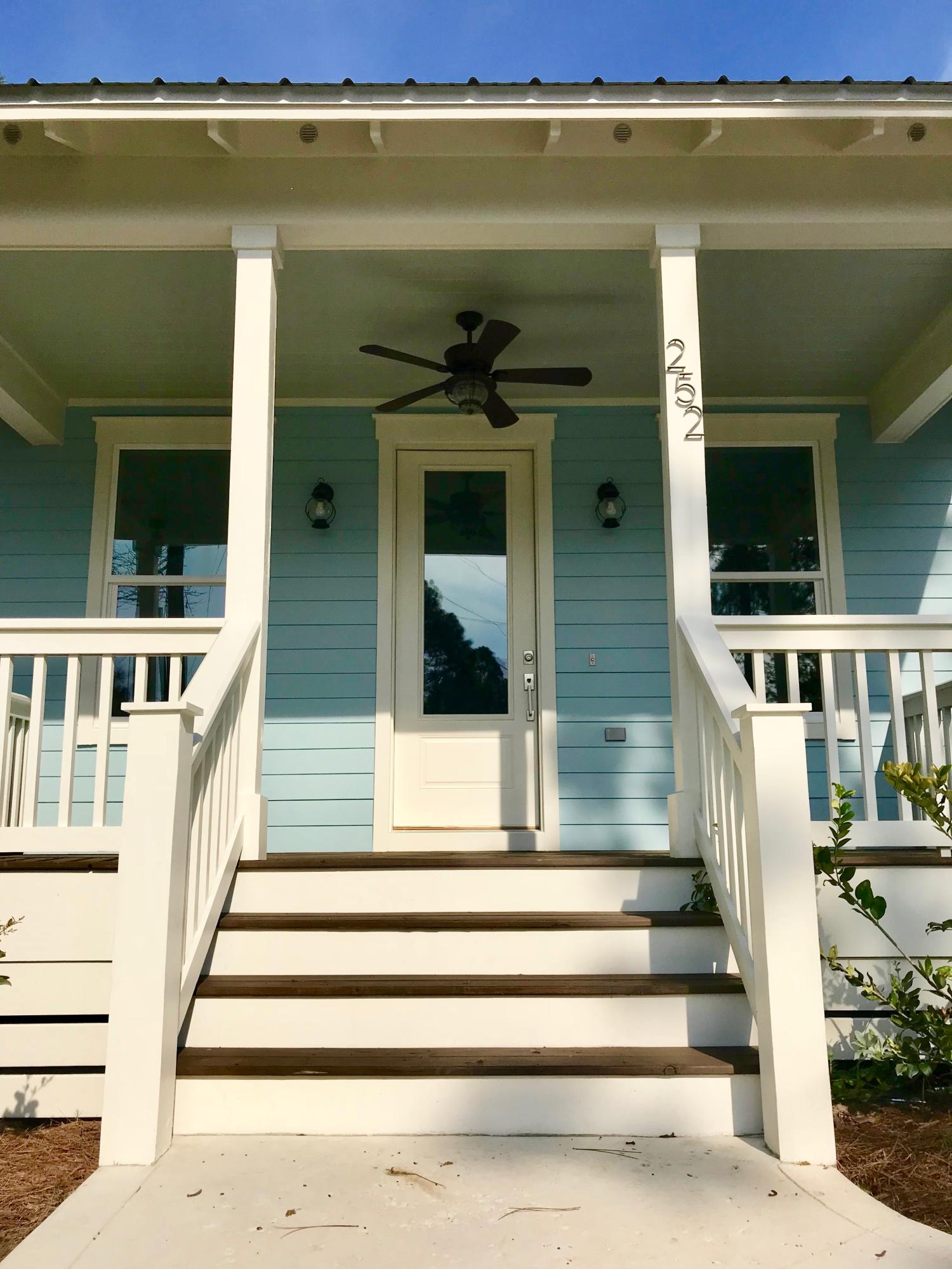 MONARCH ESTATES - Residential