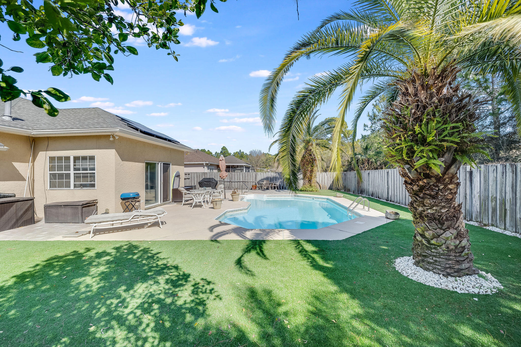 FLAMINGO VILLAGE aka EMERALD WALK - Residential