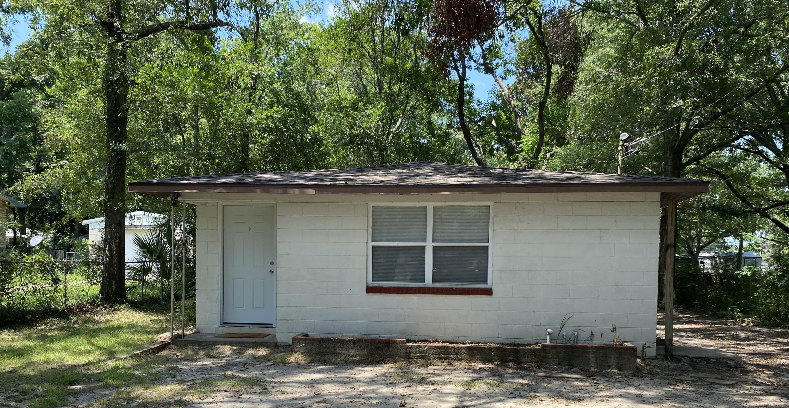 CRESTVIEW - Residential Lease