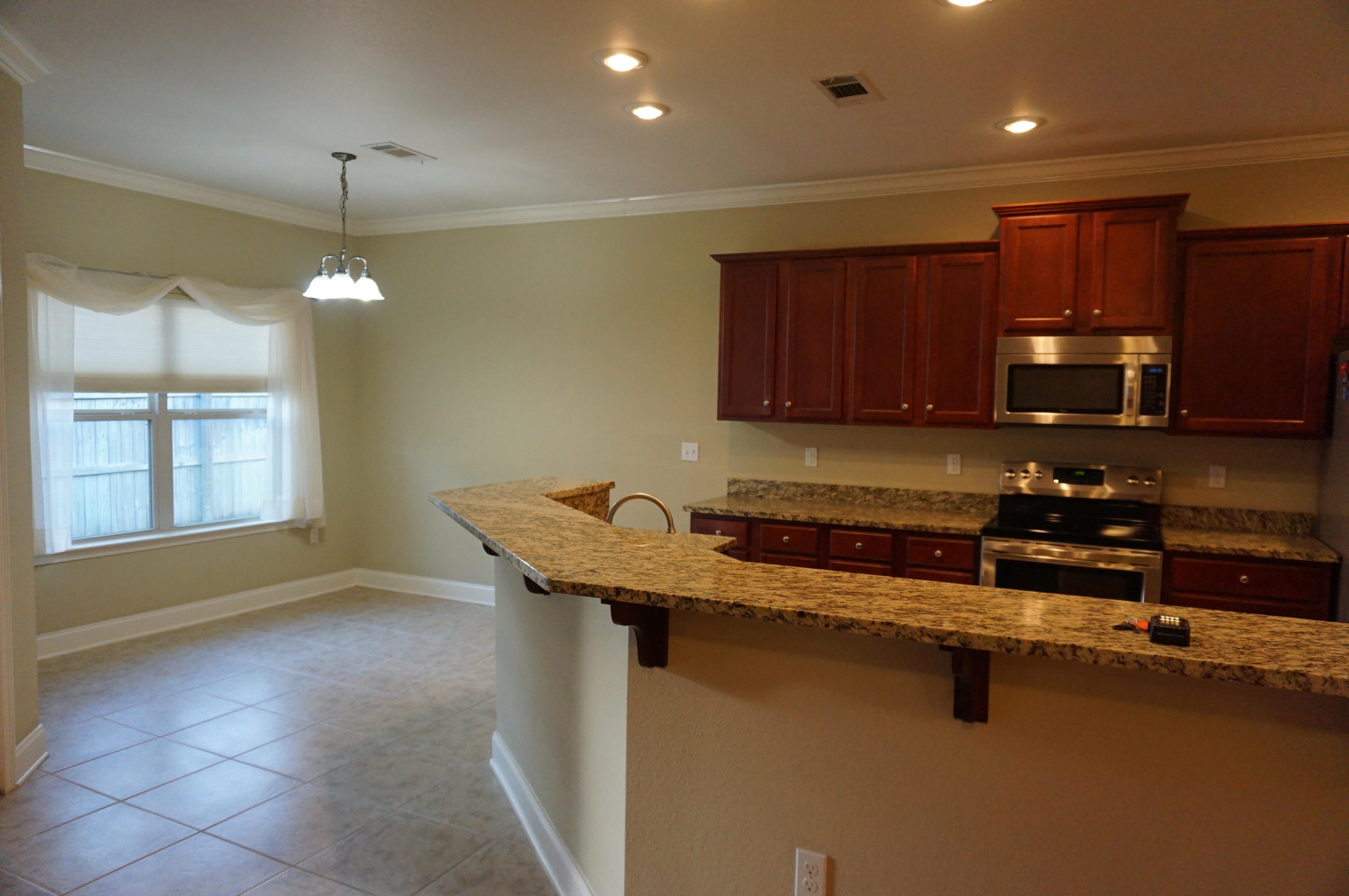 DUGGAN POND ESTATES - Residential Lease