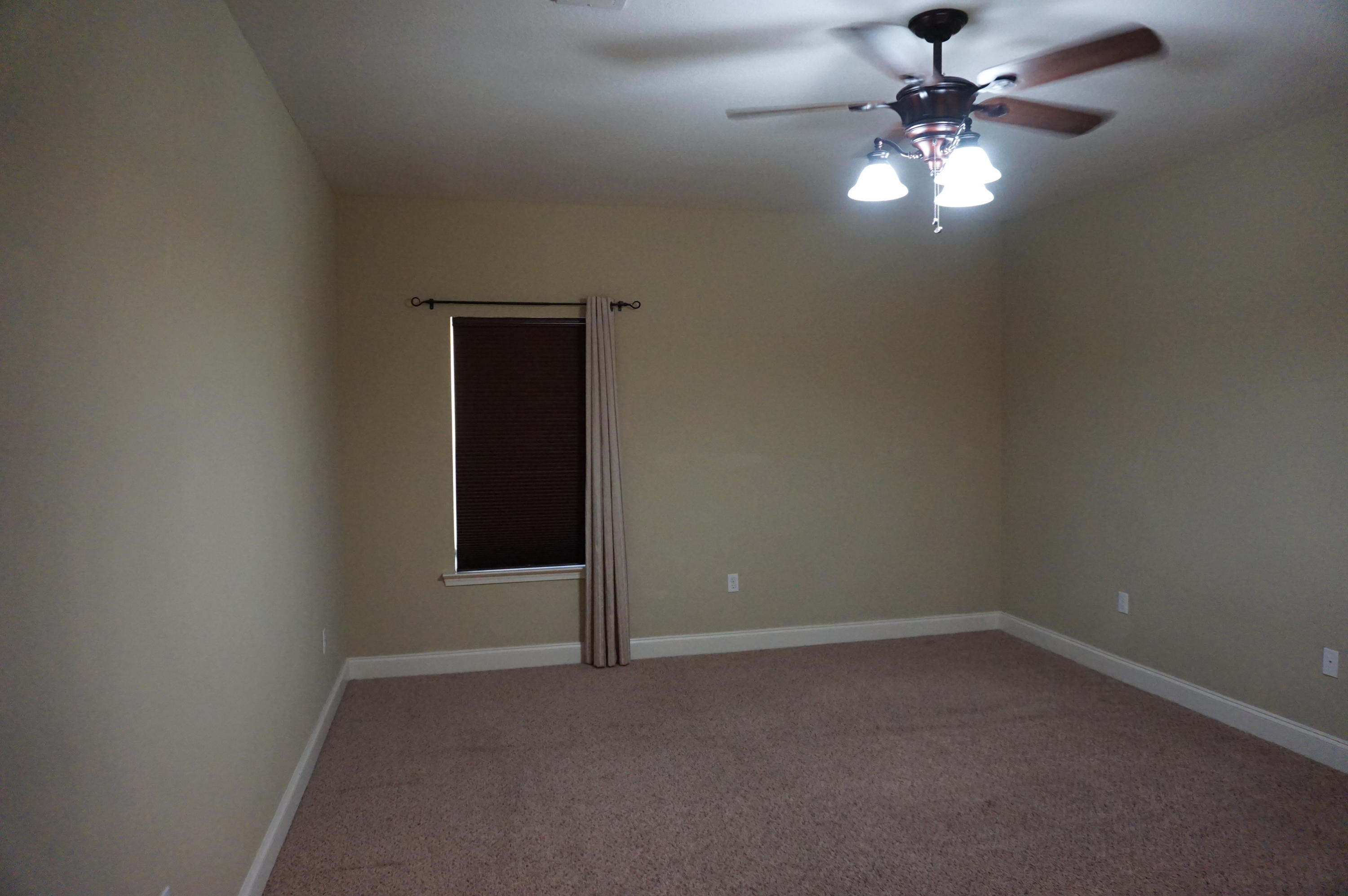 DUGGAN POND ESTATES - Residential Lease