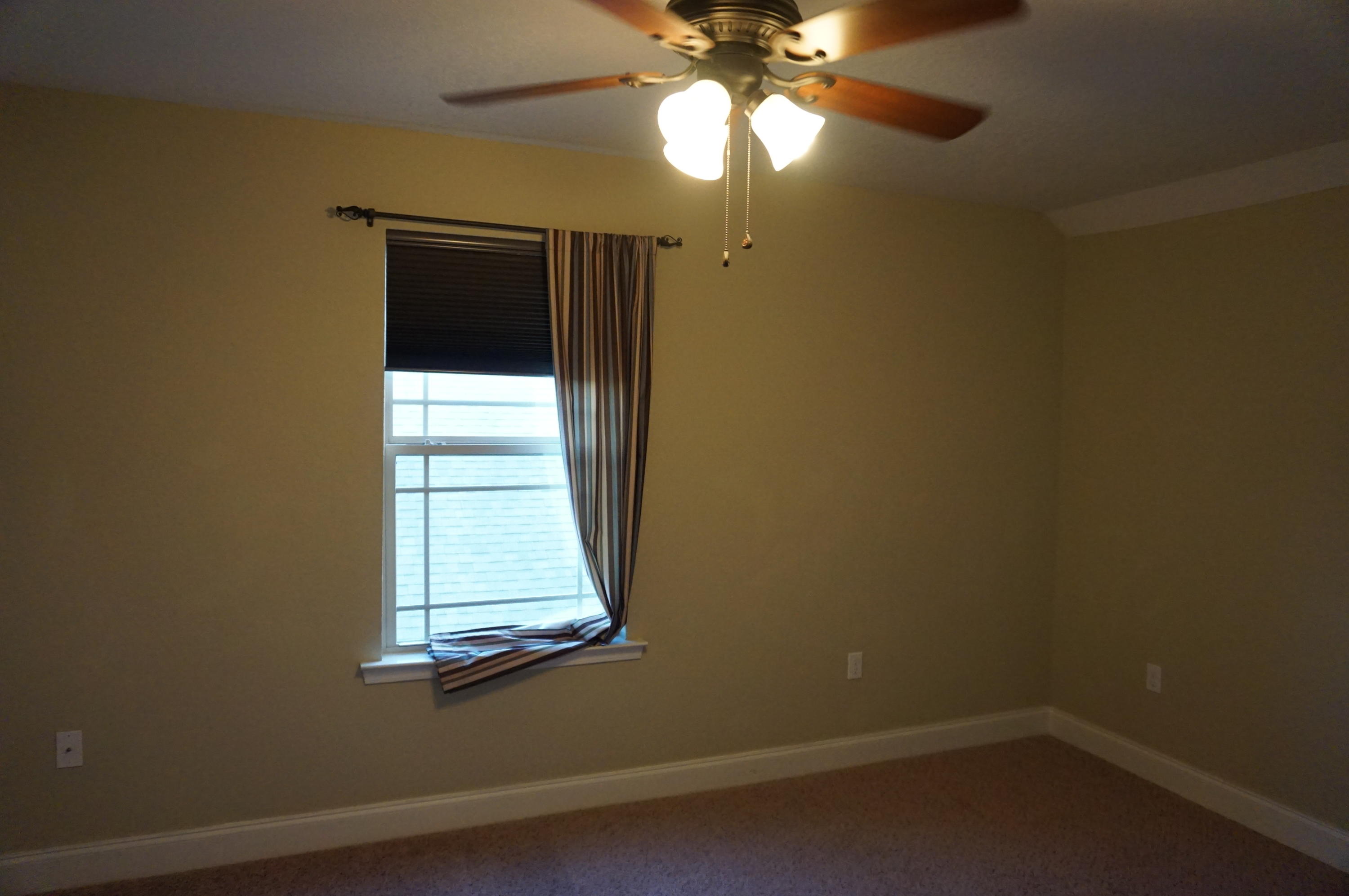 DUGGAN POND ESTATES - Residential Lease