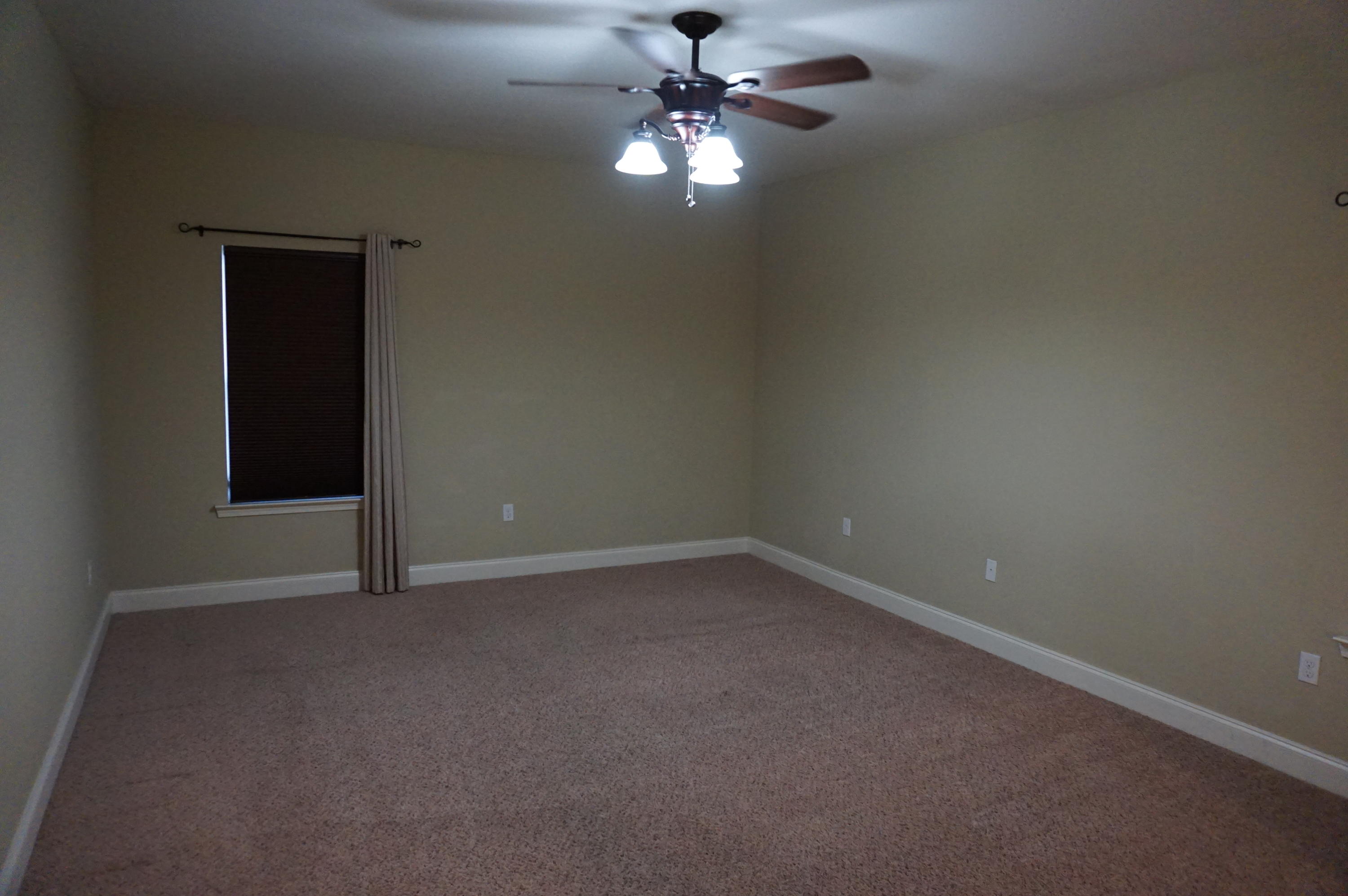 DUGGAN POND ESTATES - Residential Lease