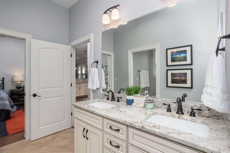 BEAR CREEK PH I - Residential Lease