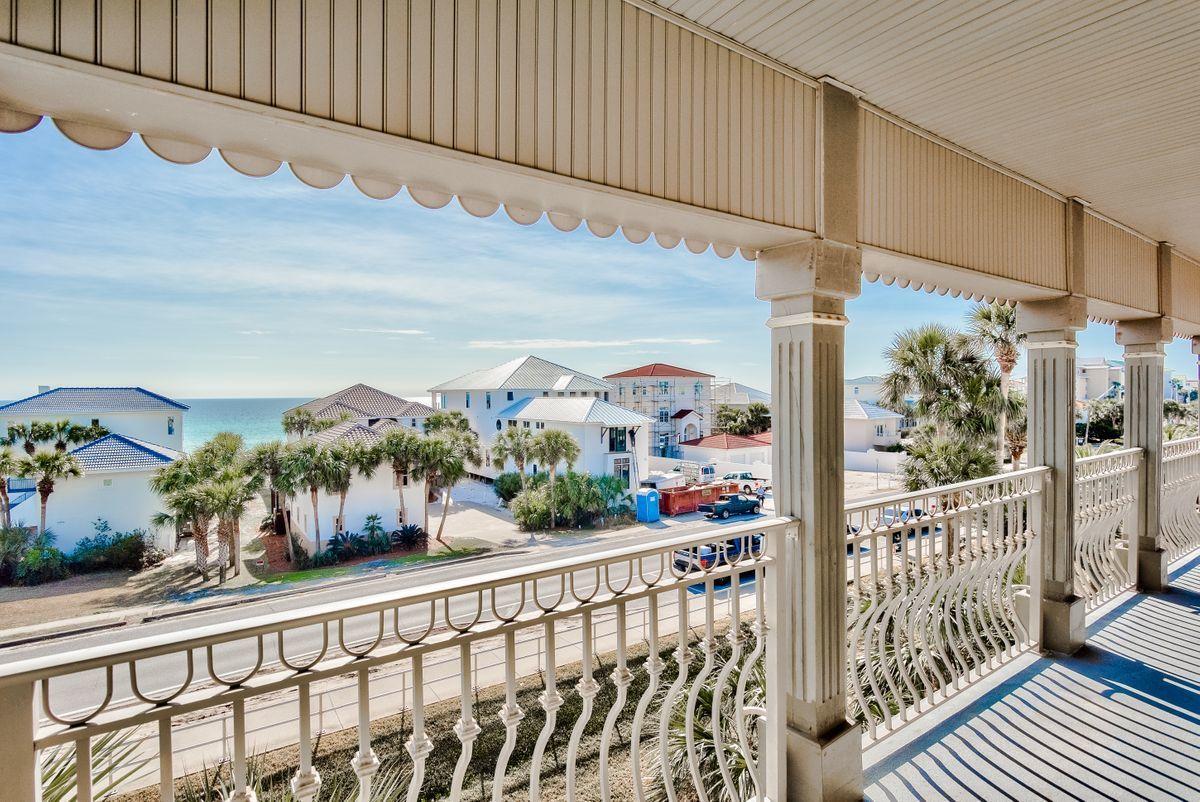 CRYSTAL SHORES - Residential