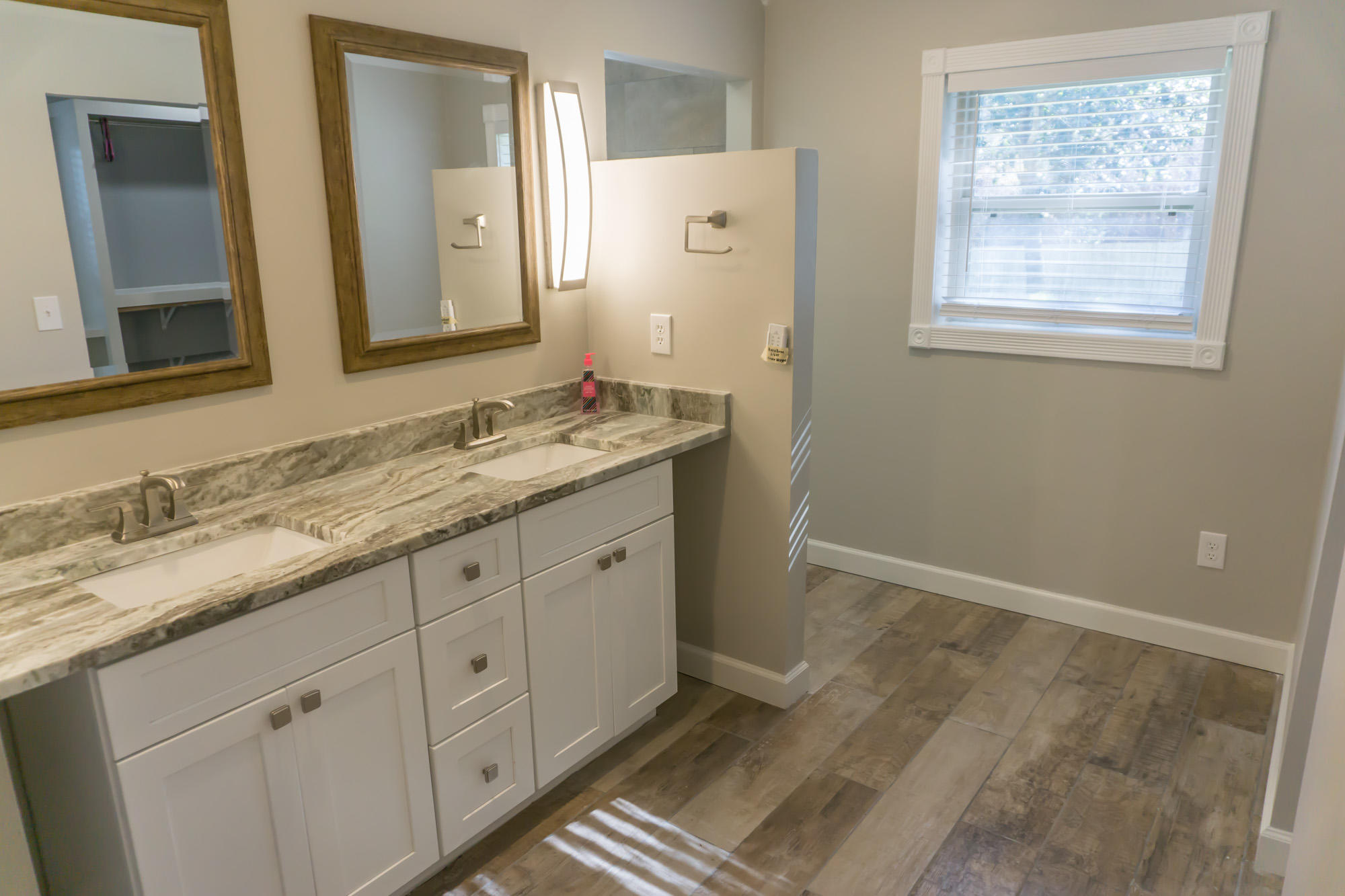 EASTWOOD 6TH ADDN - Residential