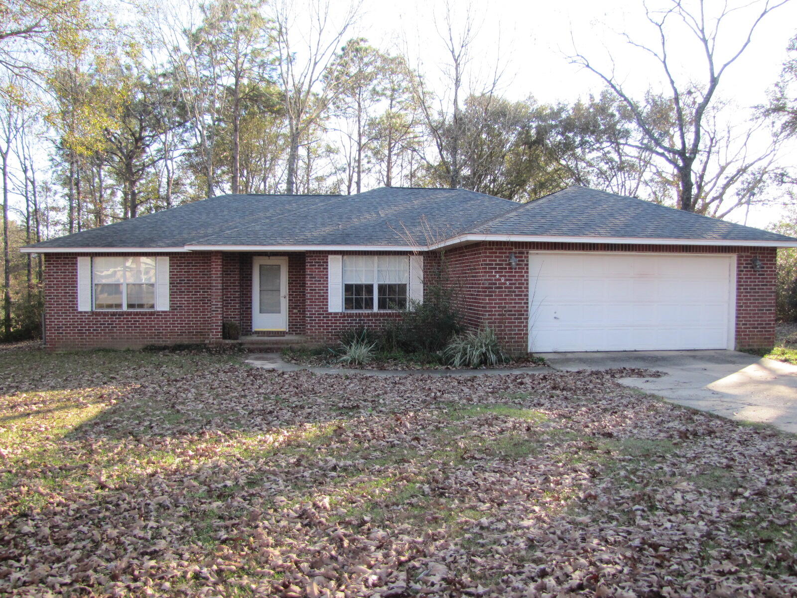 You'll enjoy the space this home has to offer. Located on an acre in North Crestview with a big open yard and covered back porch. The home features a formal dining room, kitchen with an breakfast area, and laundry room. The master bathroom has a shower/tub combination, dual vanities, and a very large closet. The home is available now. No pets.