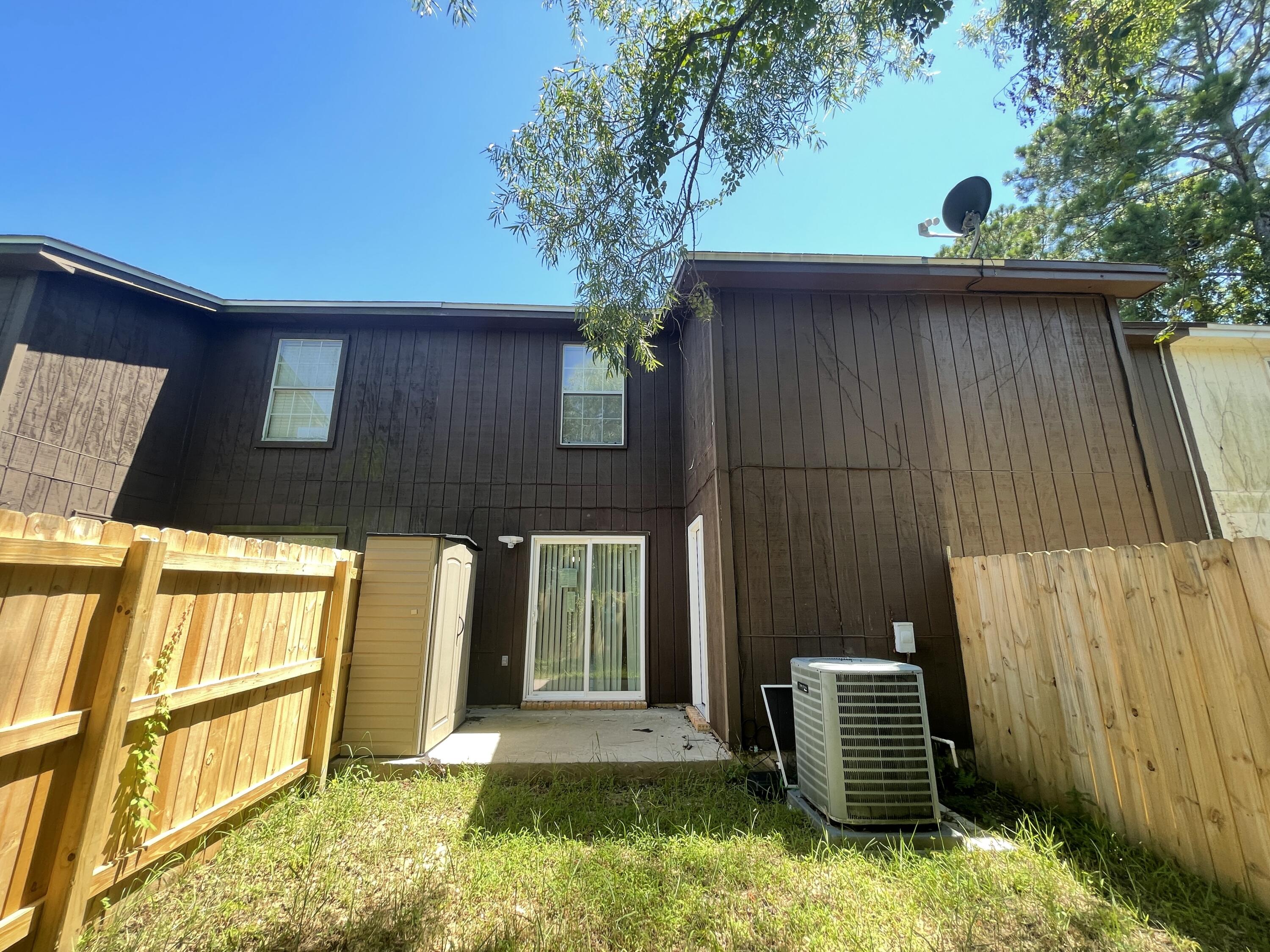 FOREST OAKS PH 1 - Residential Lease