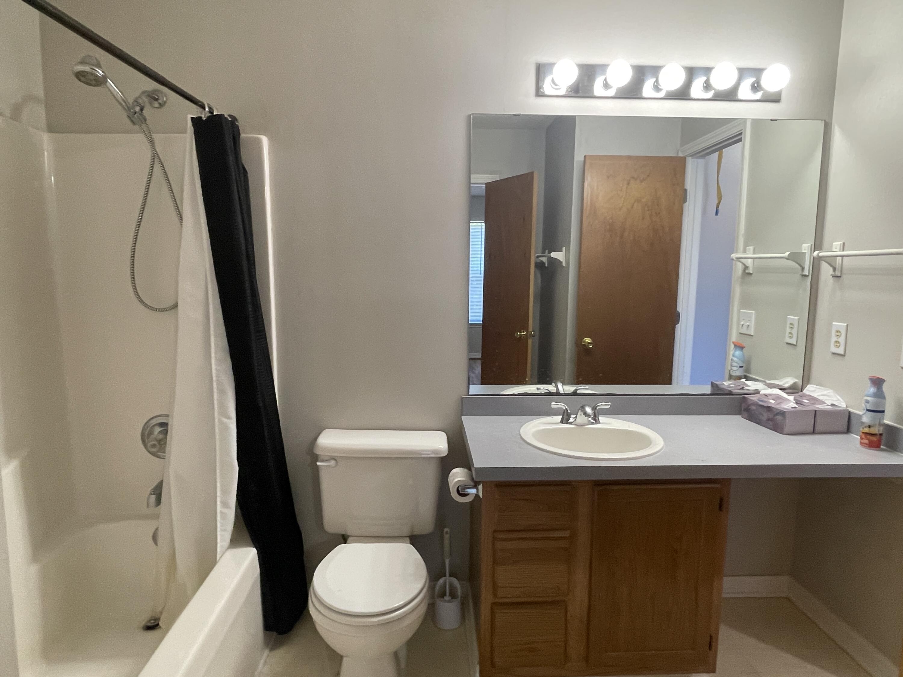 FOREST OAKS PH 1 - Residential Lease