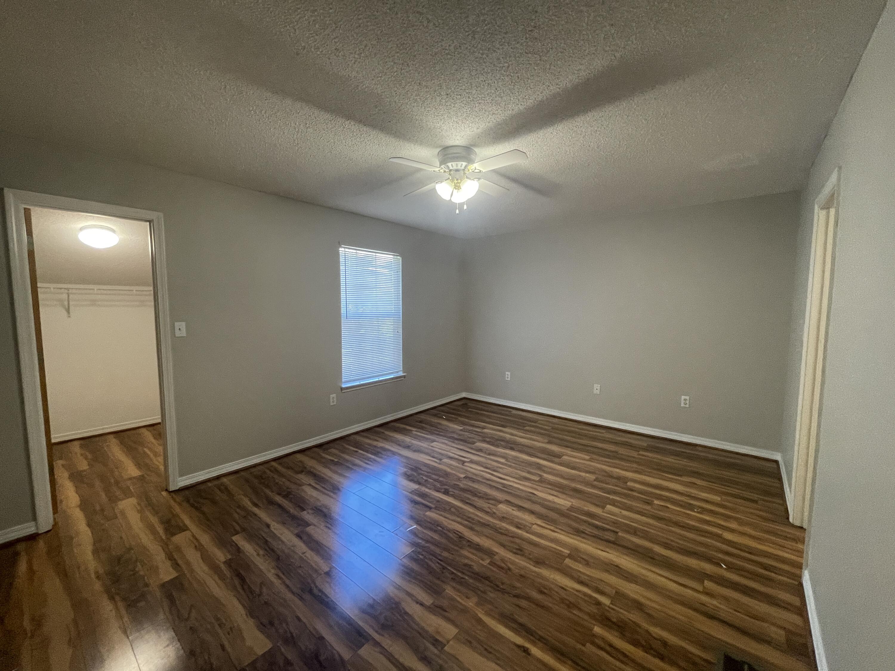 FOREST OAKS PH 1 - Residential Lease