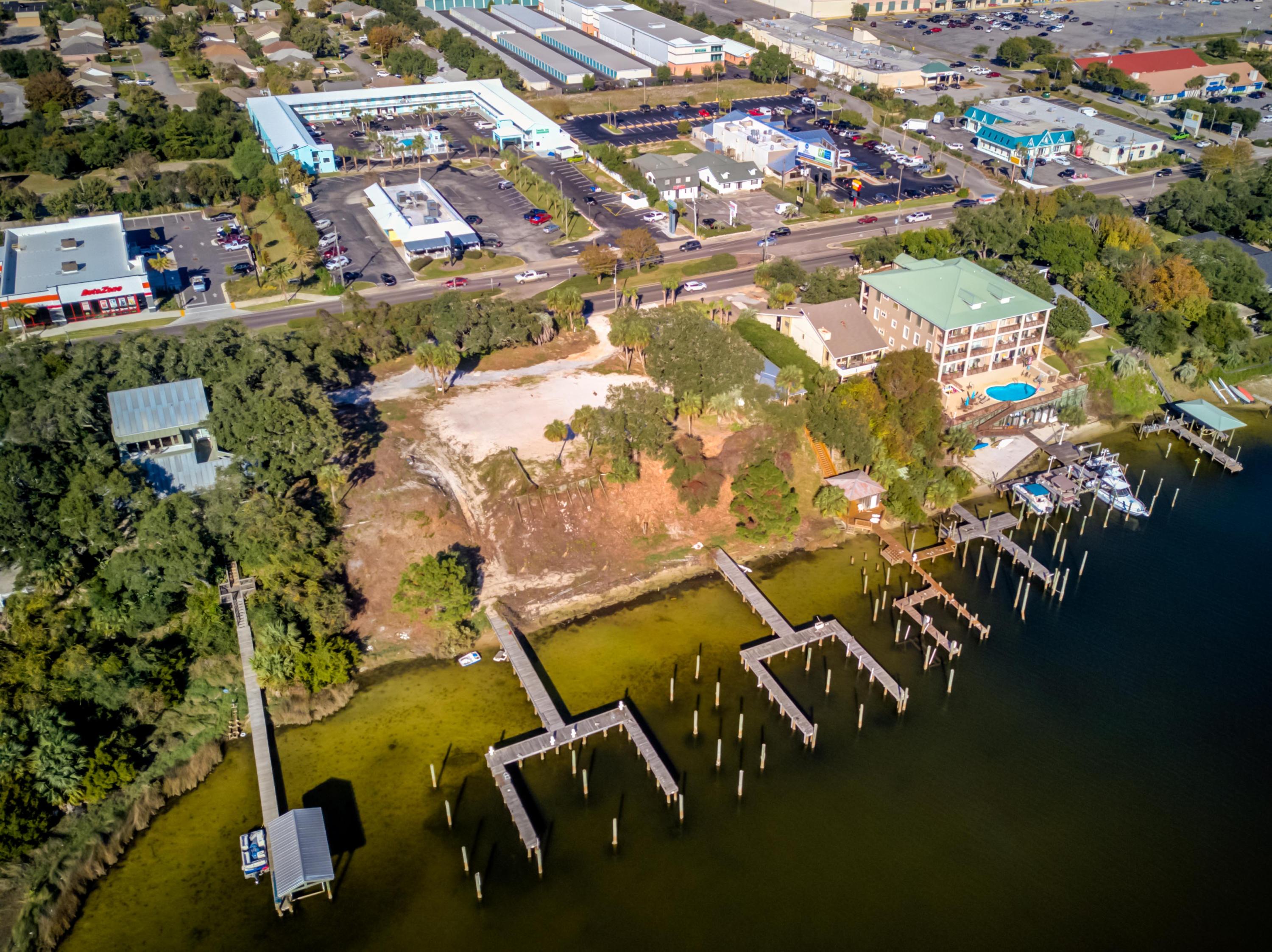 The Enclaves on the Harbor - Land