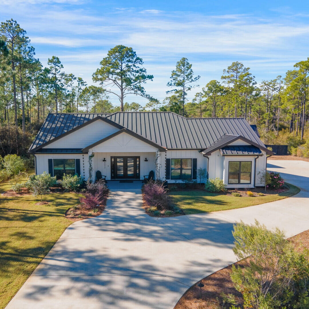 SECLUSION BAY - Residential
