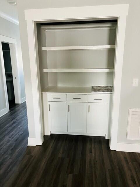 VERANDAS OF FREEPORT - Residential Lease