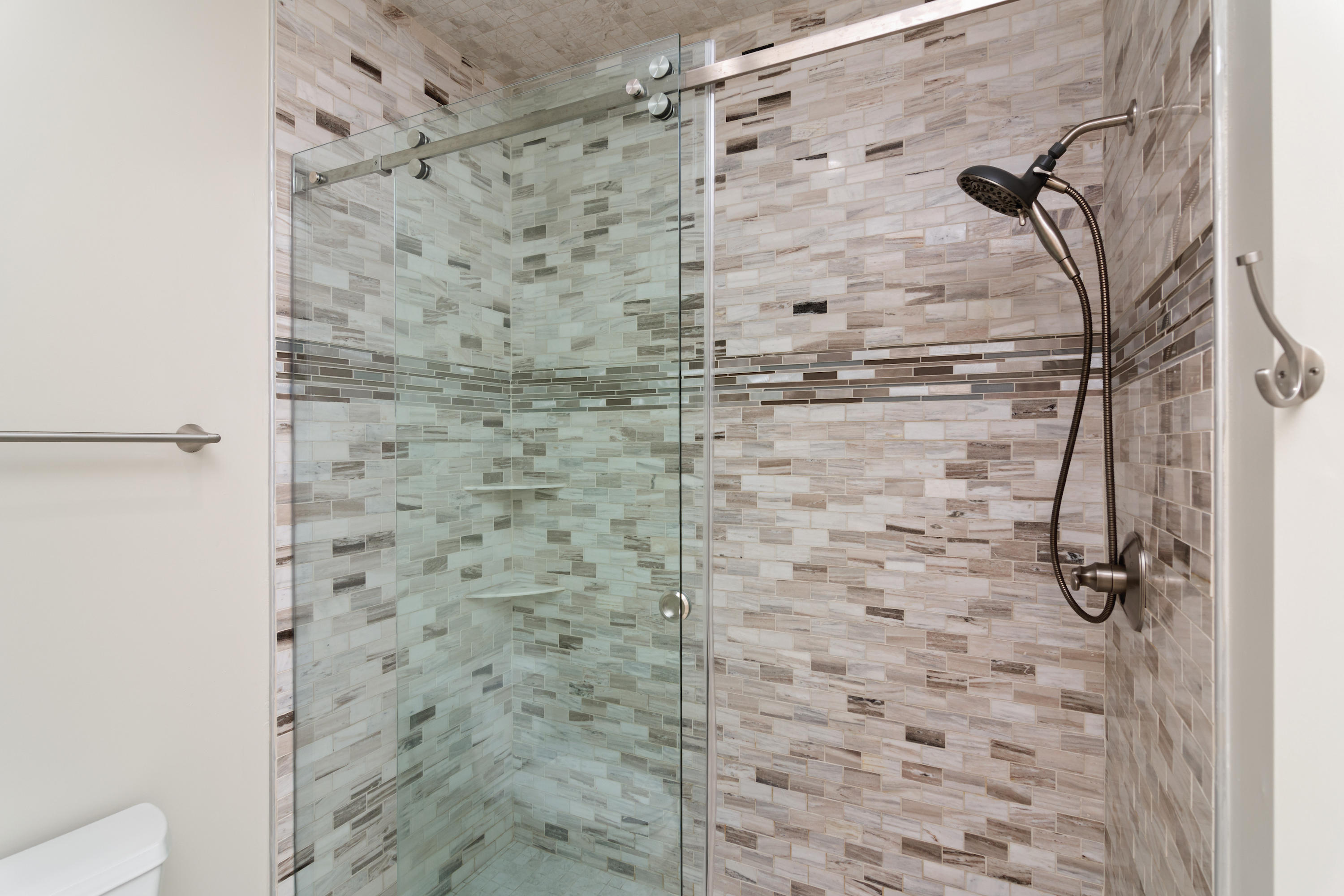 EMERALD LAKES PH 2 - Residential